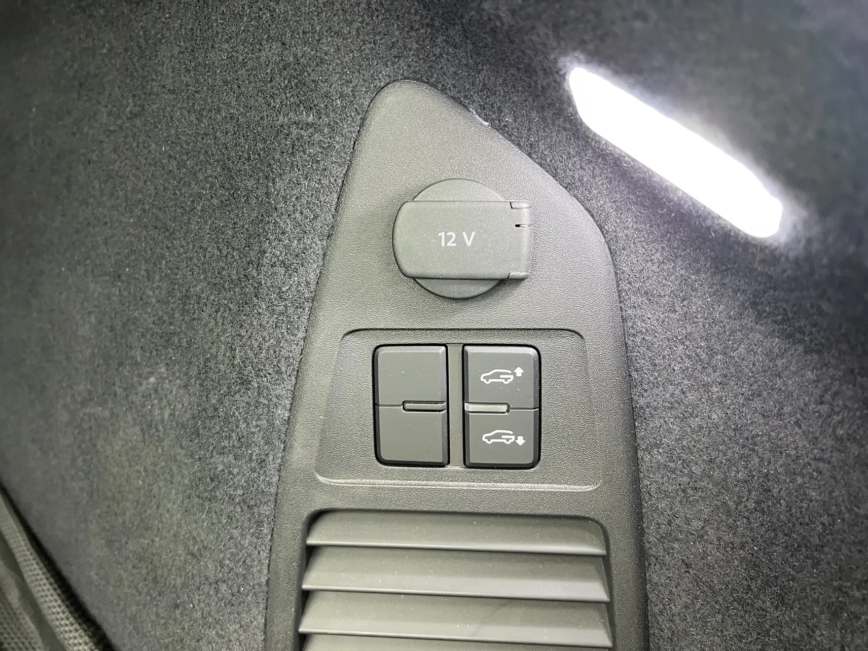 Volkswagen Touareg, 2022 34