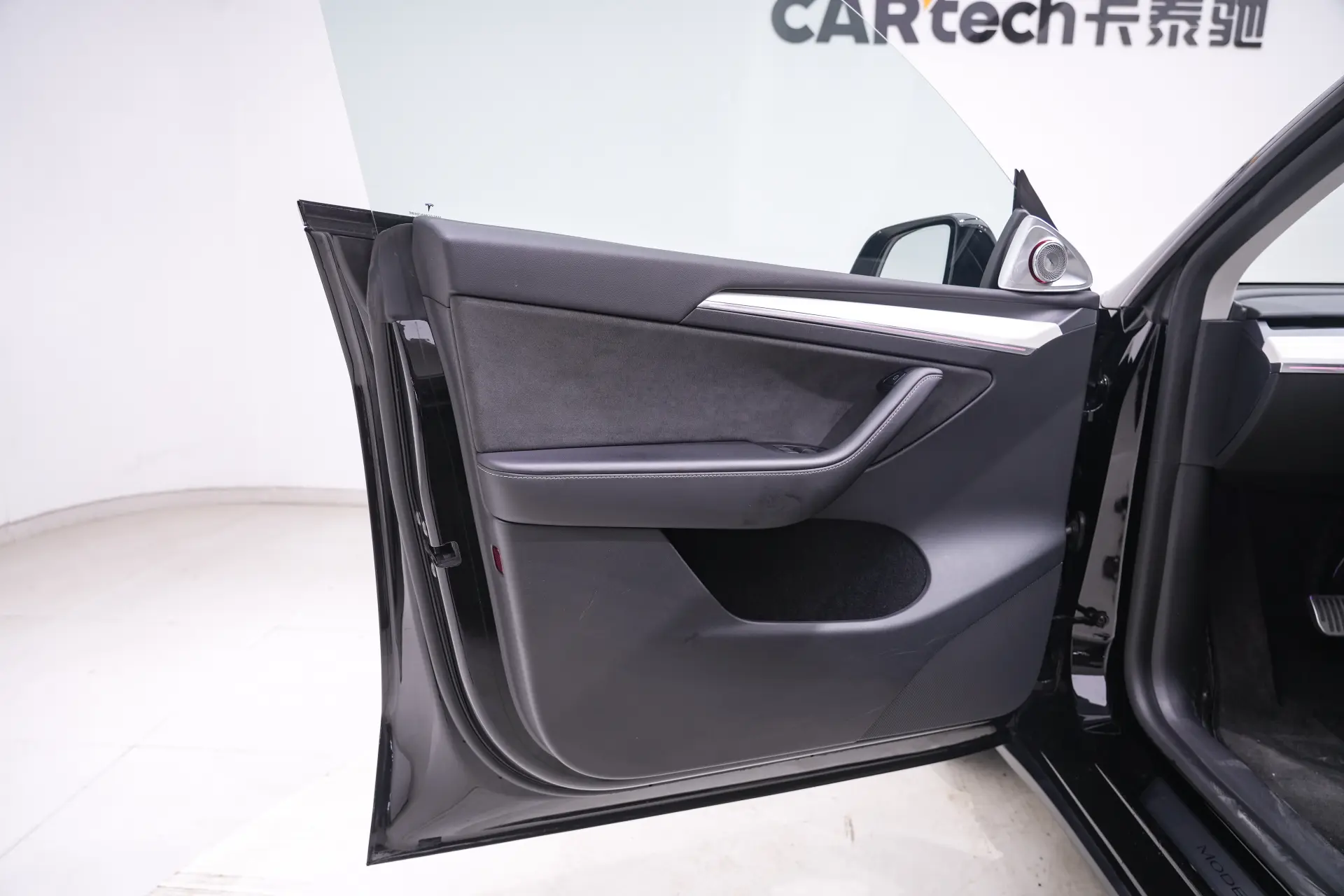 Tesla Model Y, 2021 19