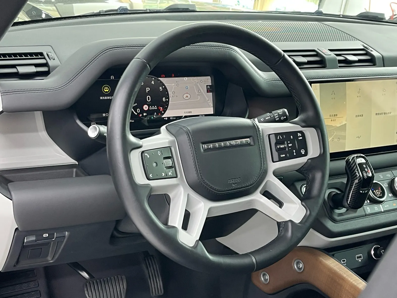 Land Rover Defender, 2022 21