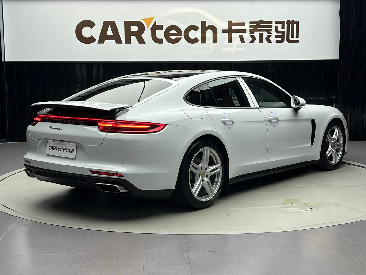 Porsche Panamera, 2020 все фото