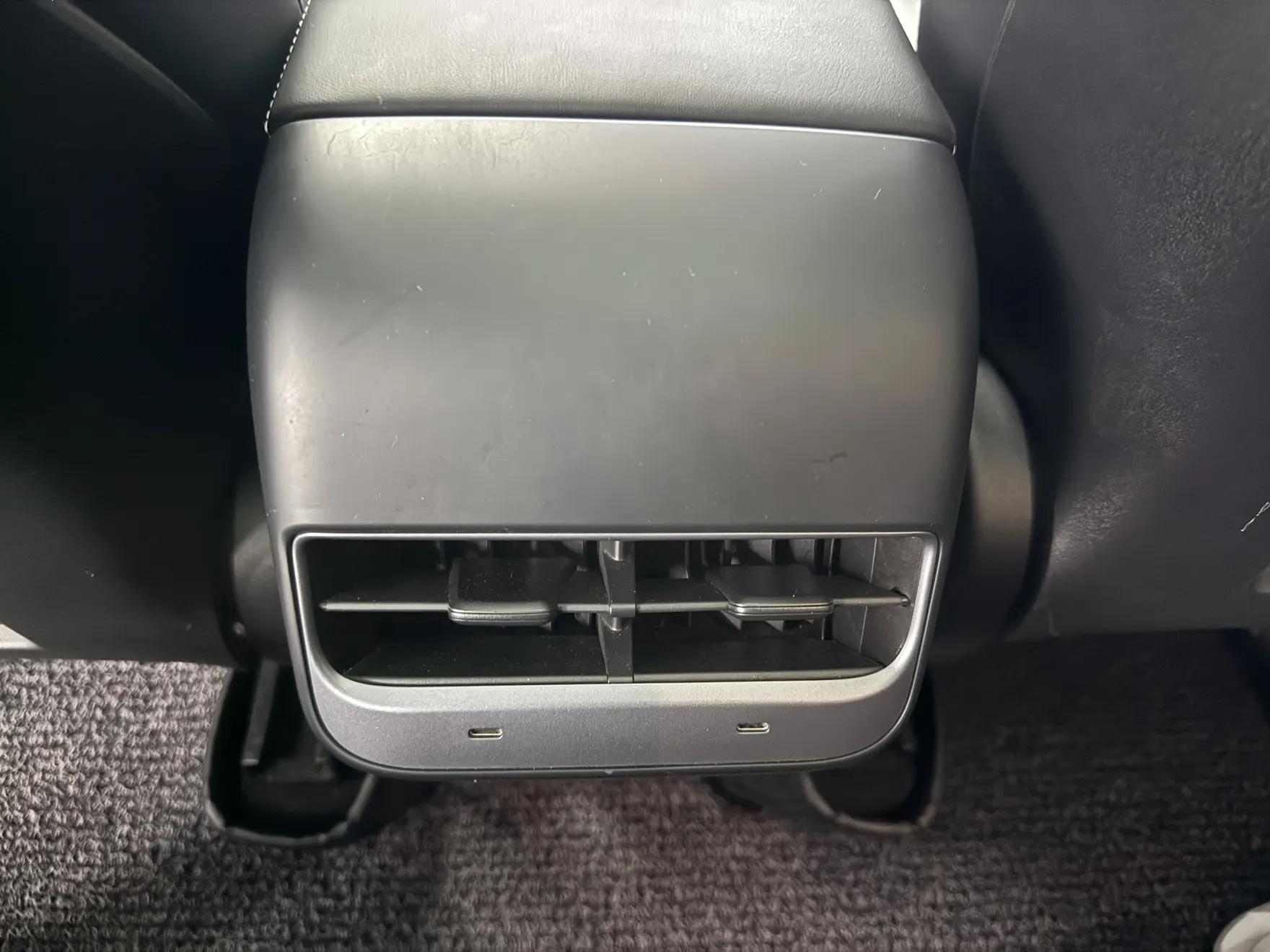 Tesla Model Y, 2021 19