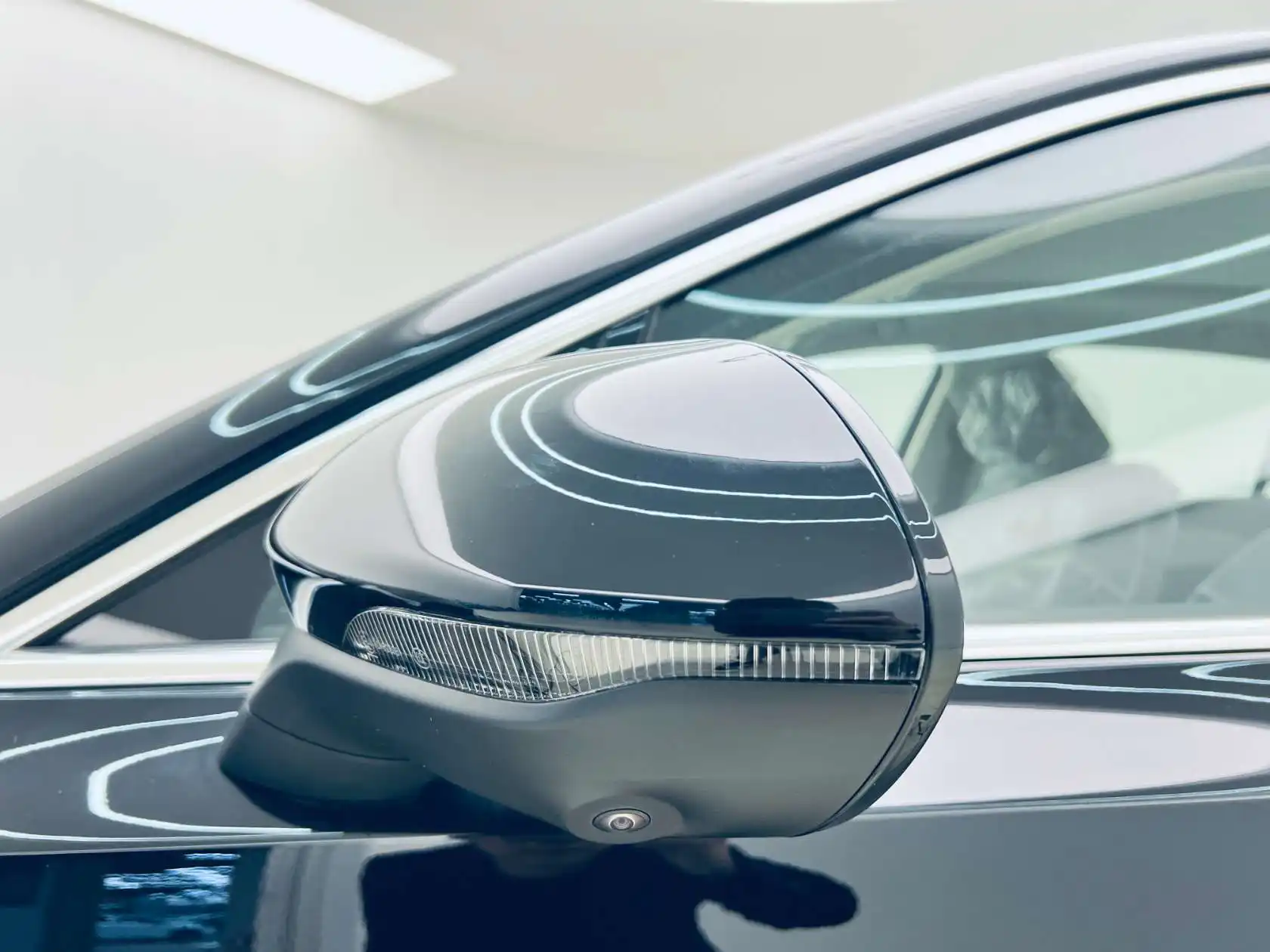 Hongqi H5, 2025 10