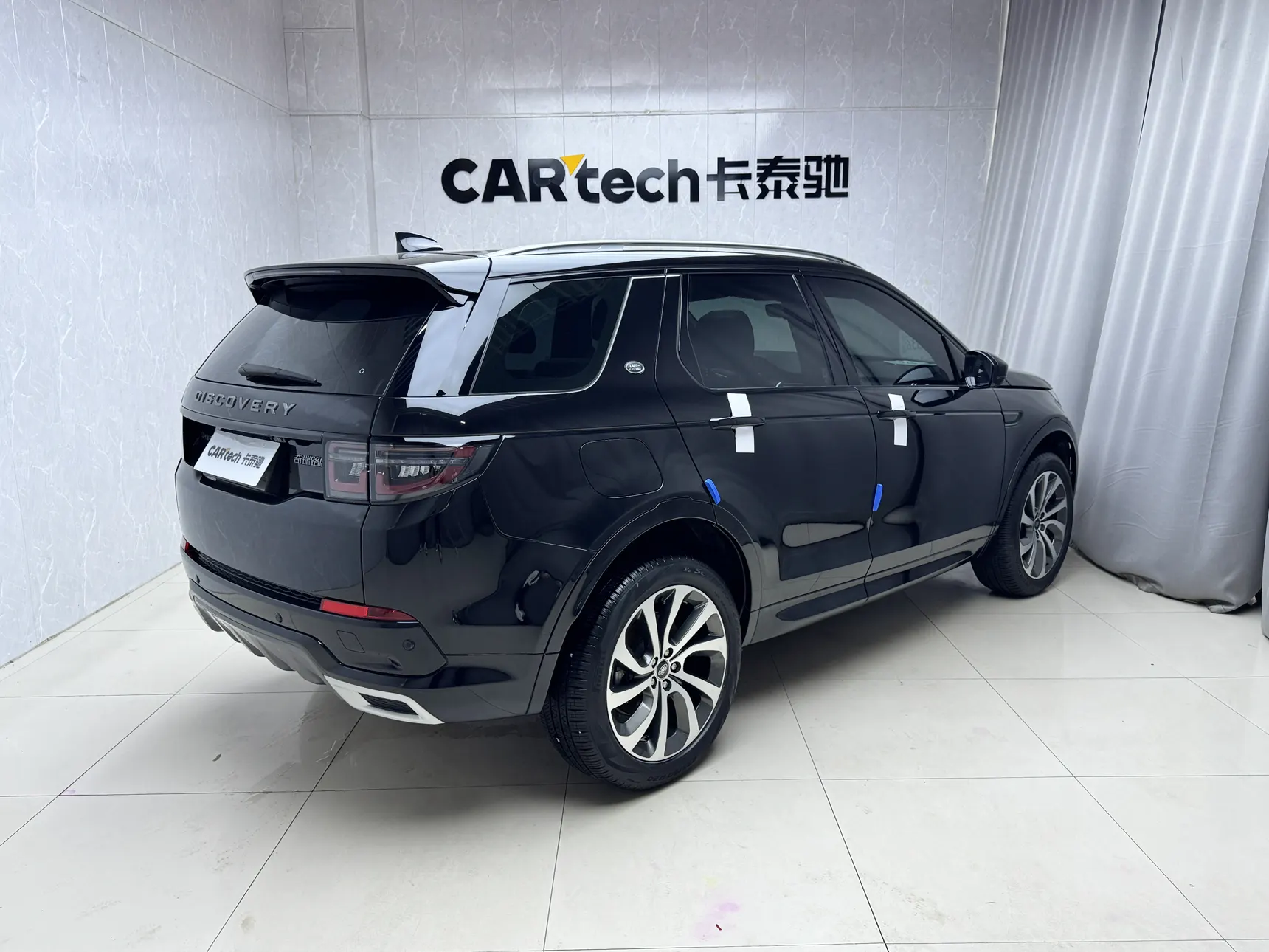 Land Rover Discovery Sport, 2023 все фото