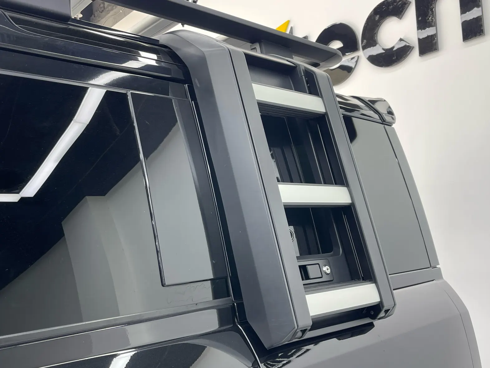 Land Rover Defender, 2022 31