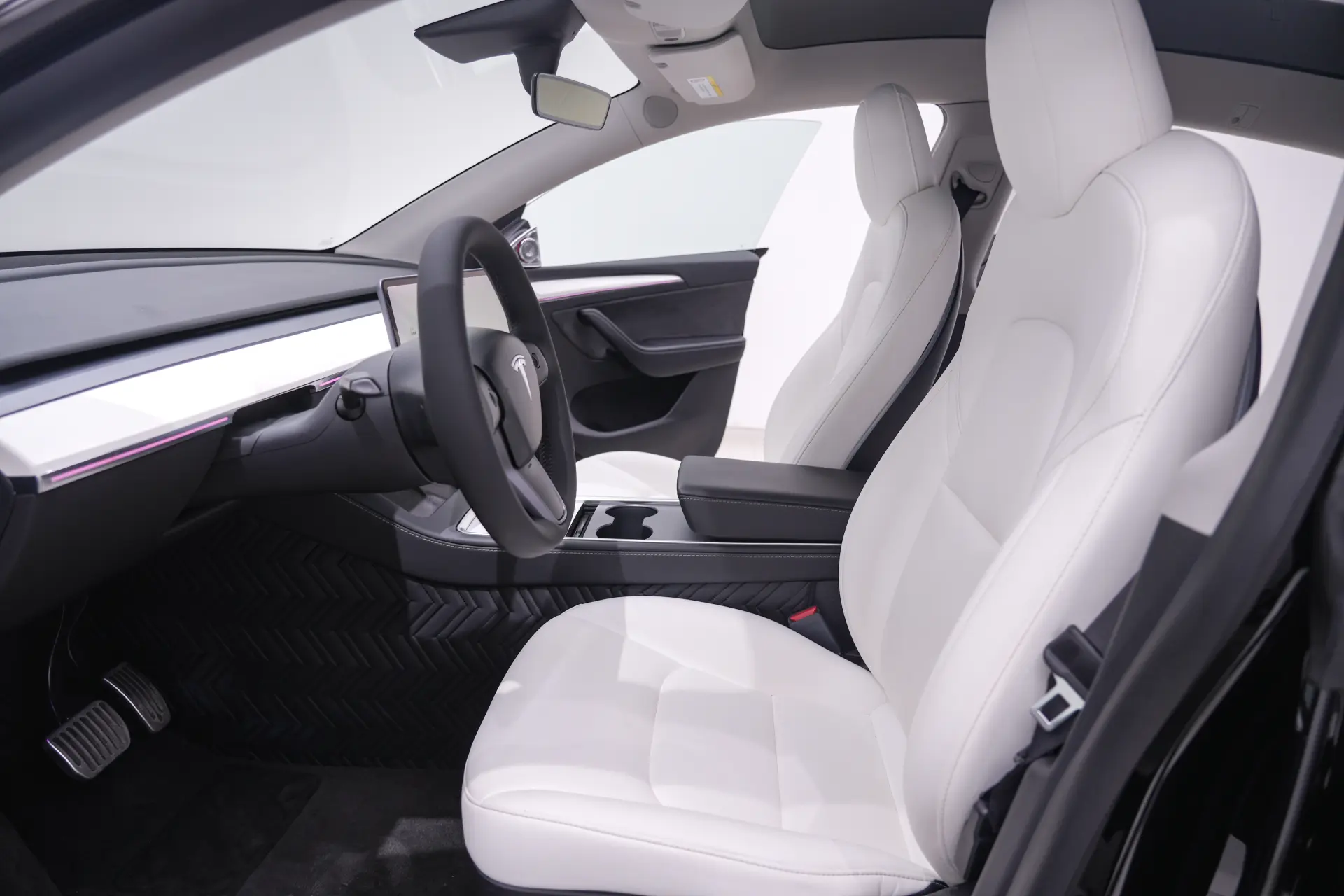 Tesla Model Y, 2021 20