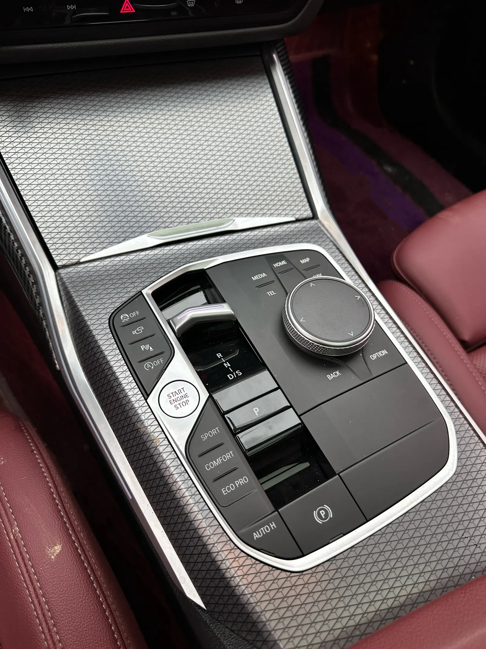 BMW 325Li, 2024 16