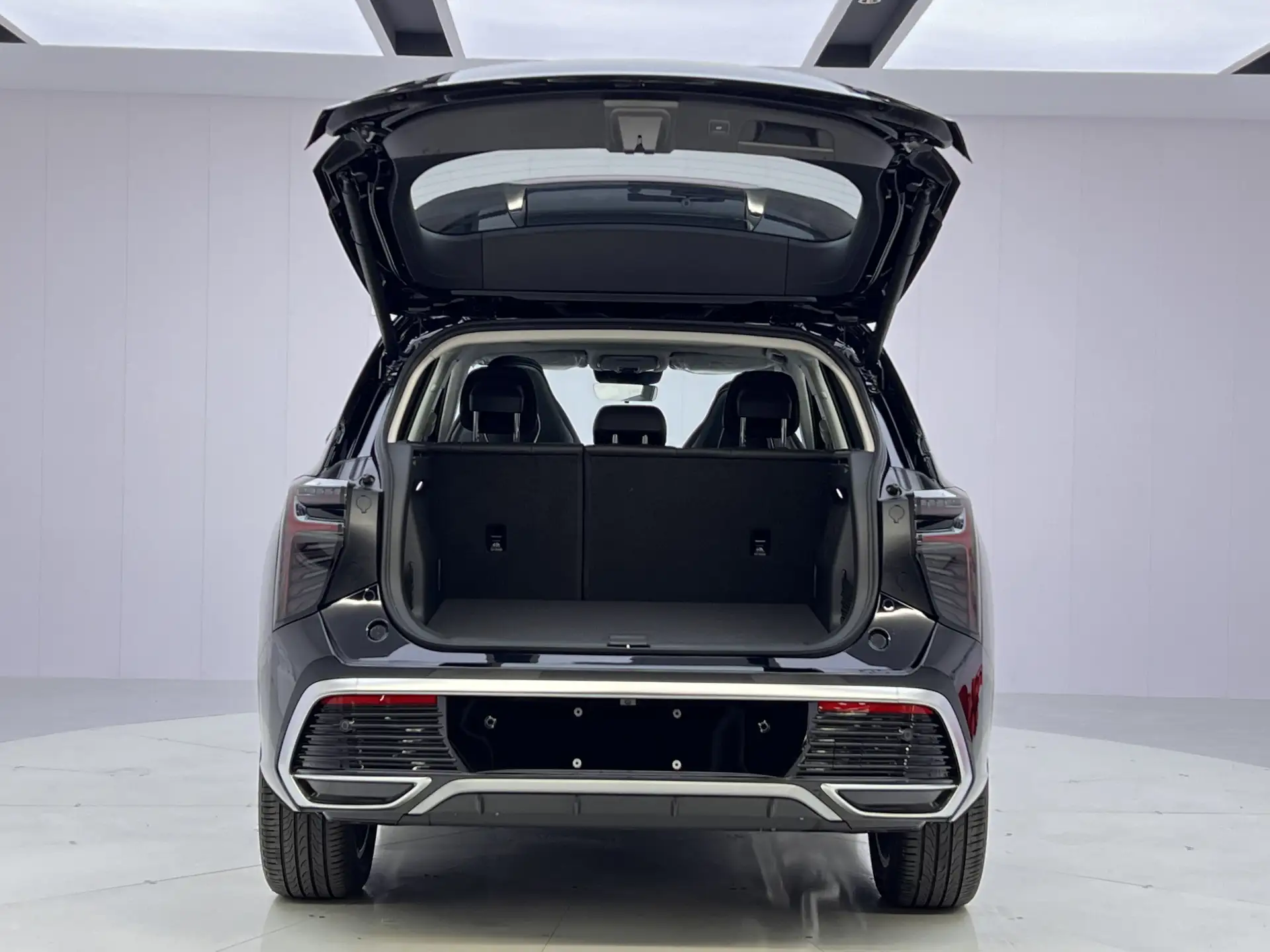 Hongqi HS3, 2026 6