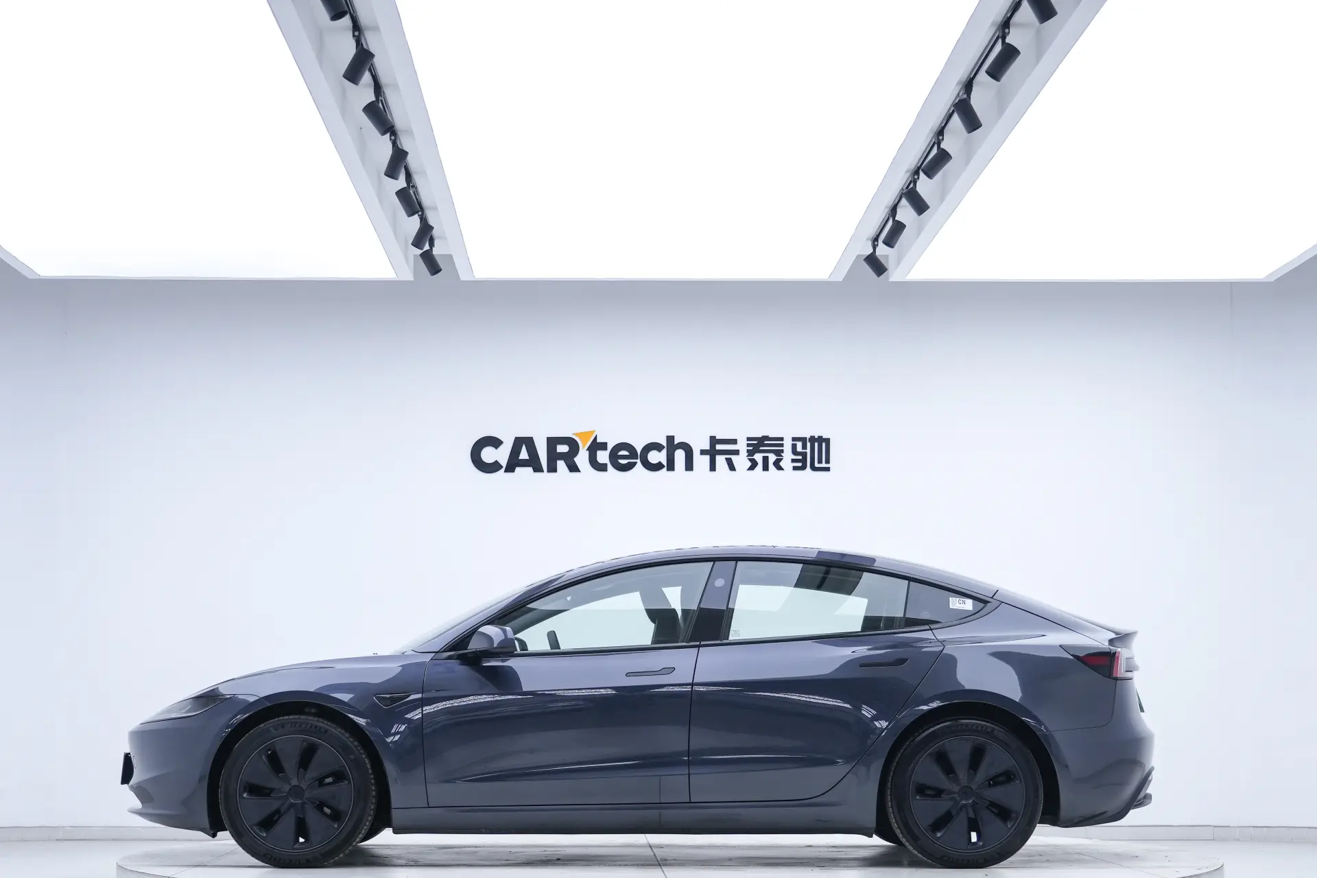 Tesla Model 3, 2024 8
