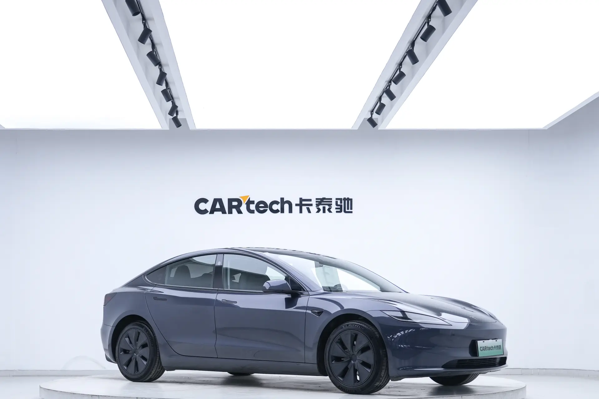 Tesla Model 3, 2024 12