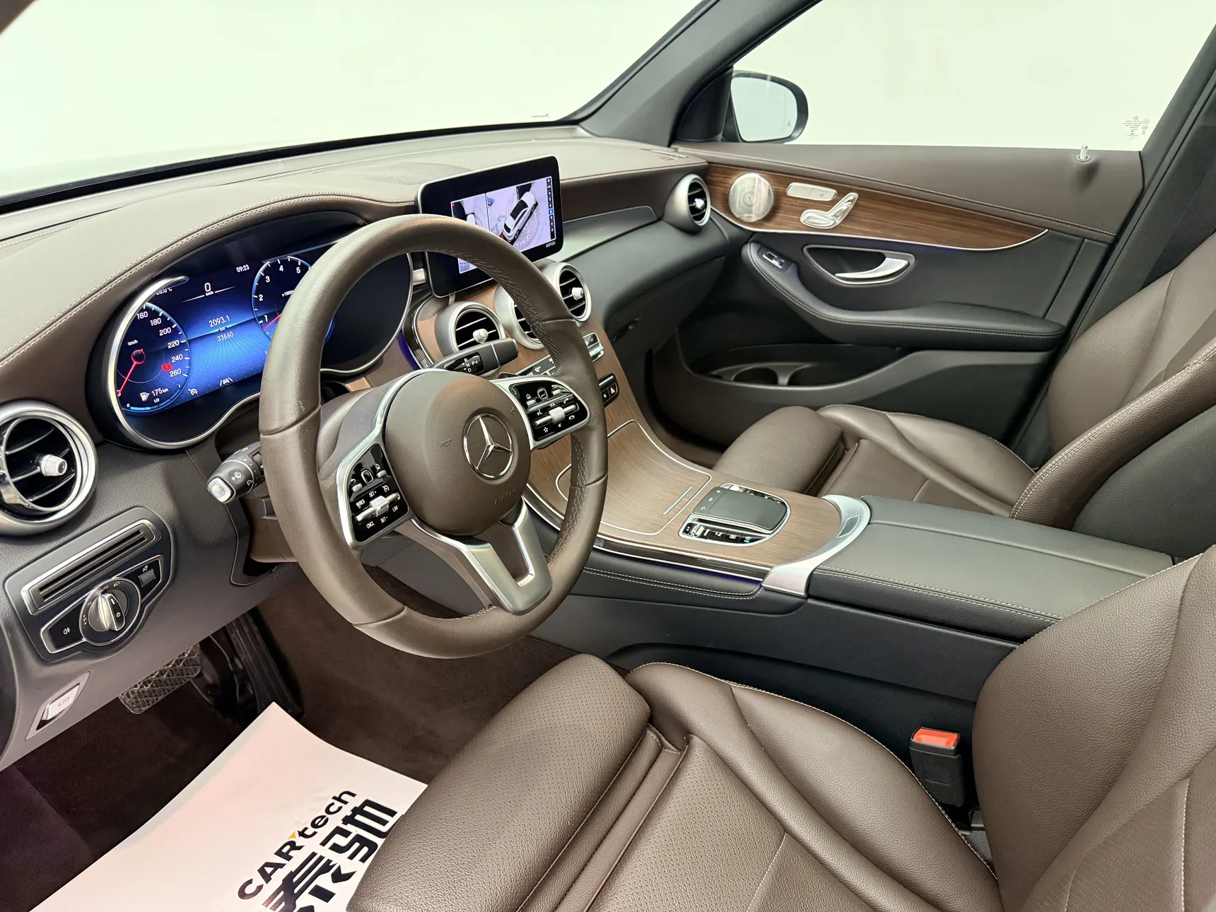 Mercedes-Benz GLC 300 L, 2021 20