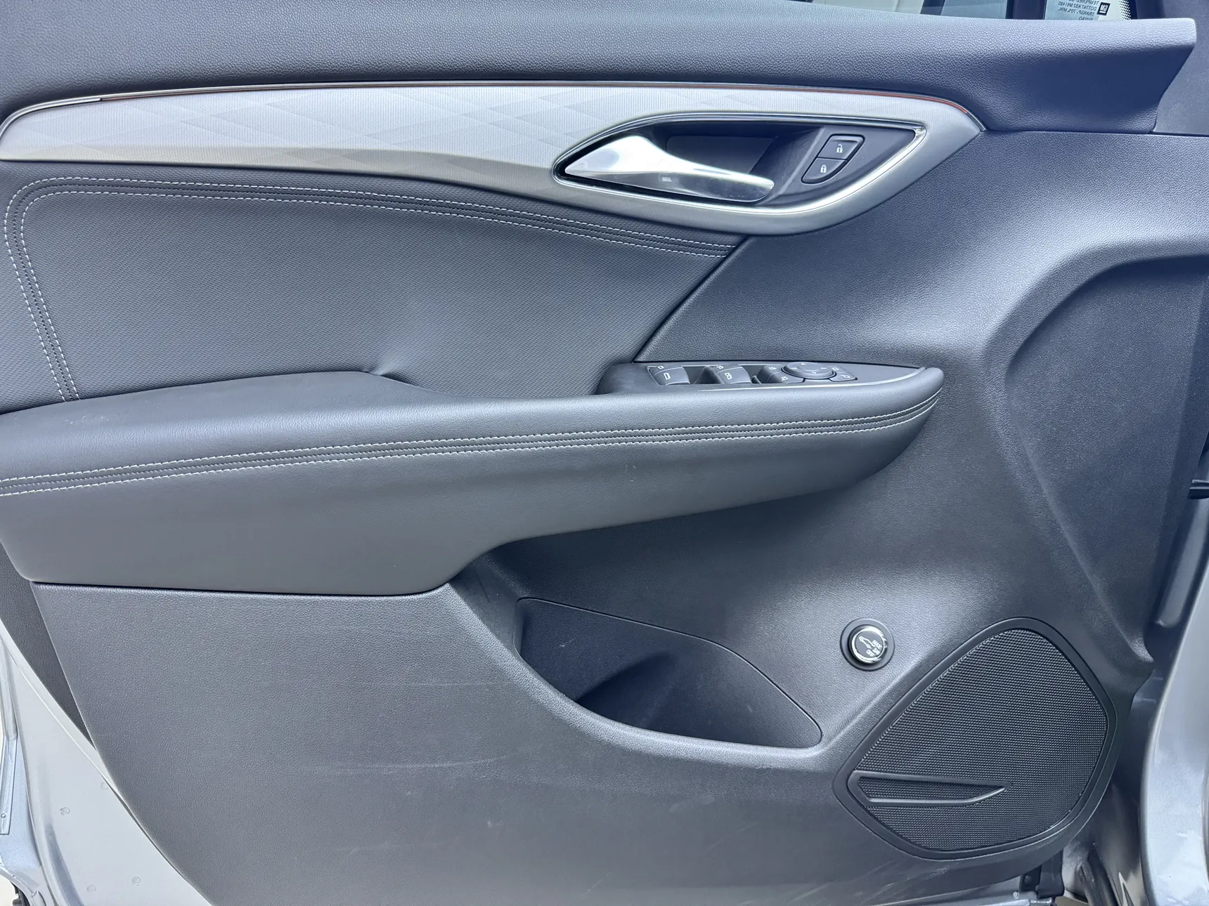 Buick Envision, 2025 11