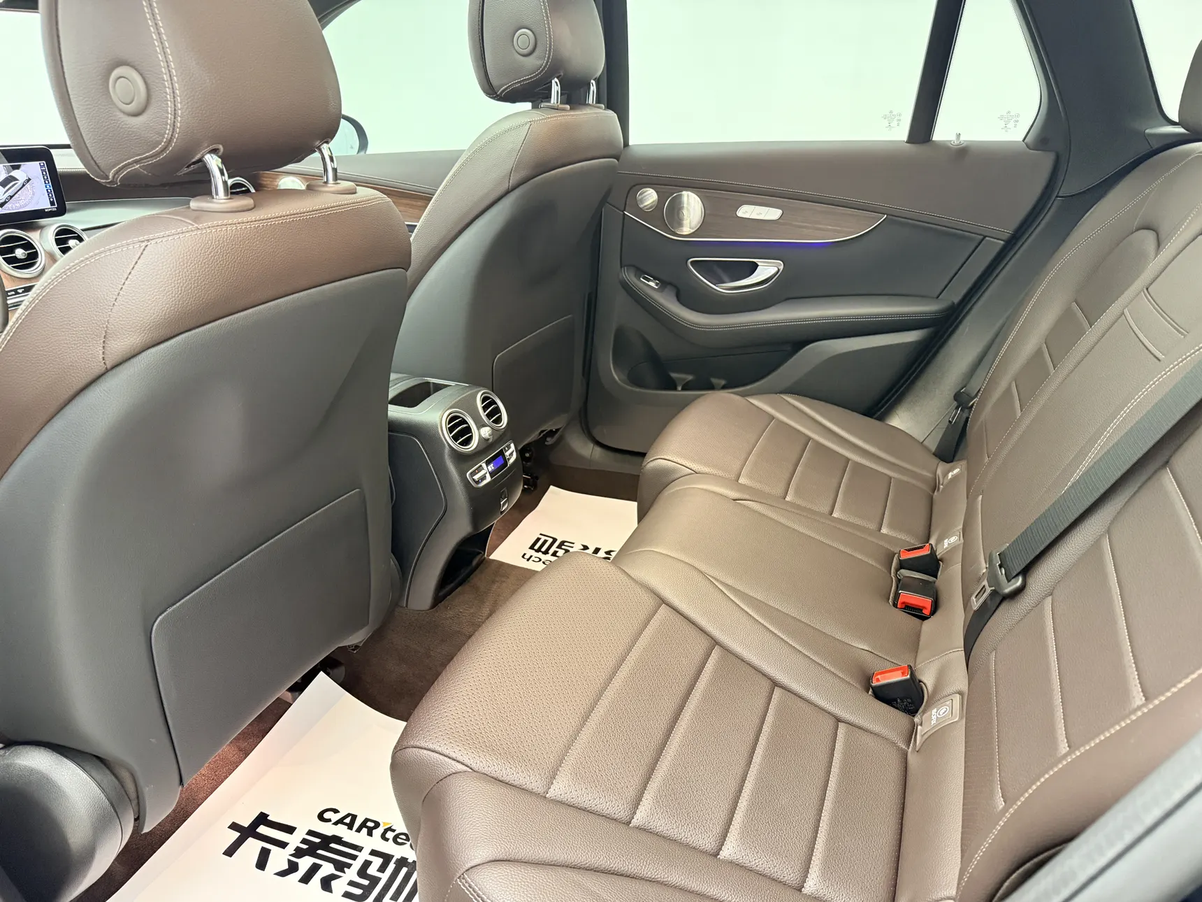 Mercedes-Benz GLC 300 L, 2021 21