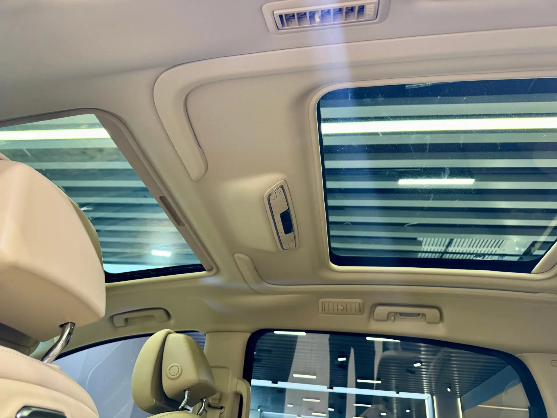 Buick GL8, 2022 21