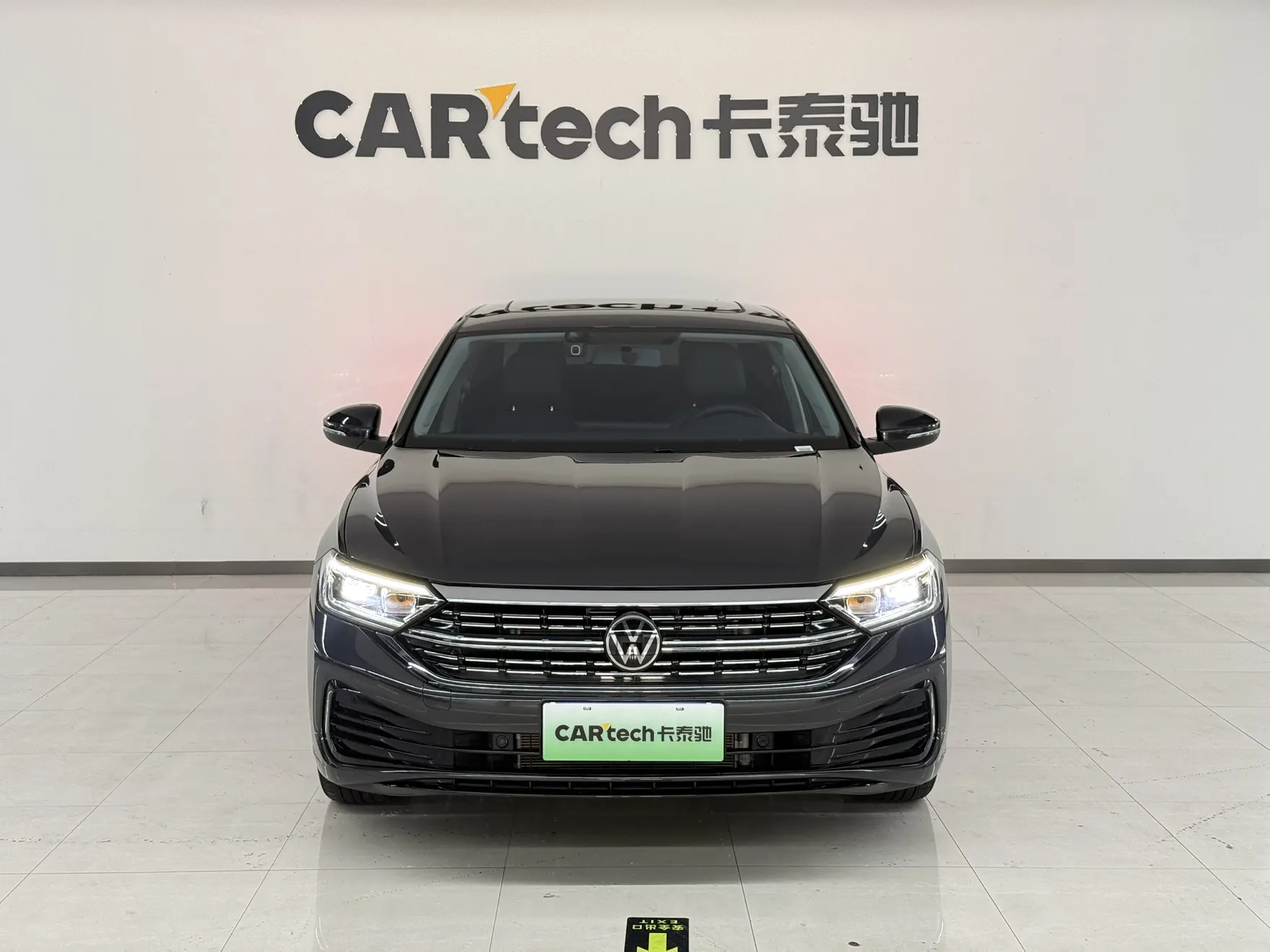Volkswagen Sagitar, 2025 3