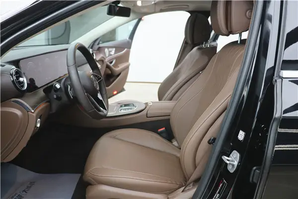 Mercedes-Benz E 300 L, 2023 все фото