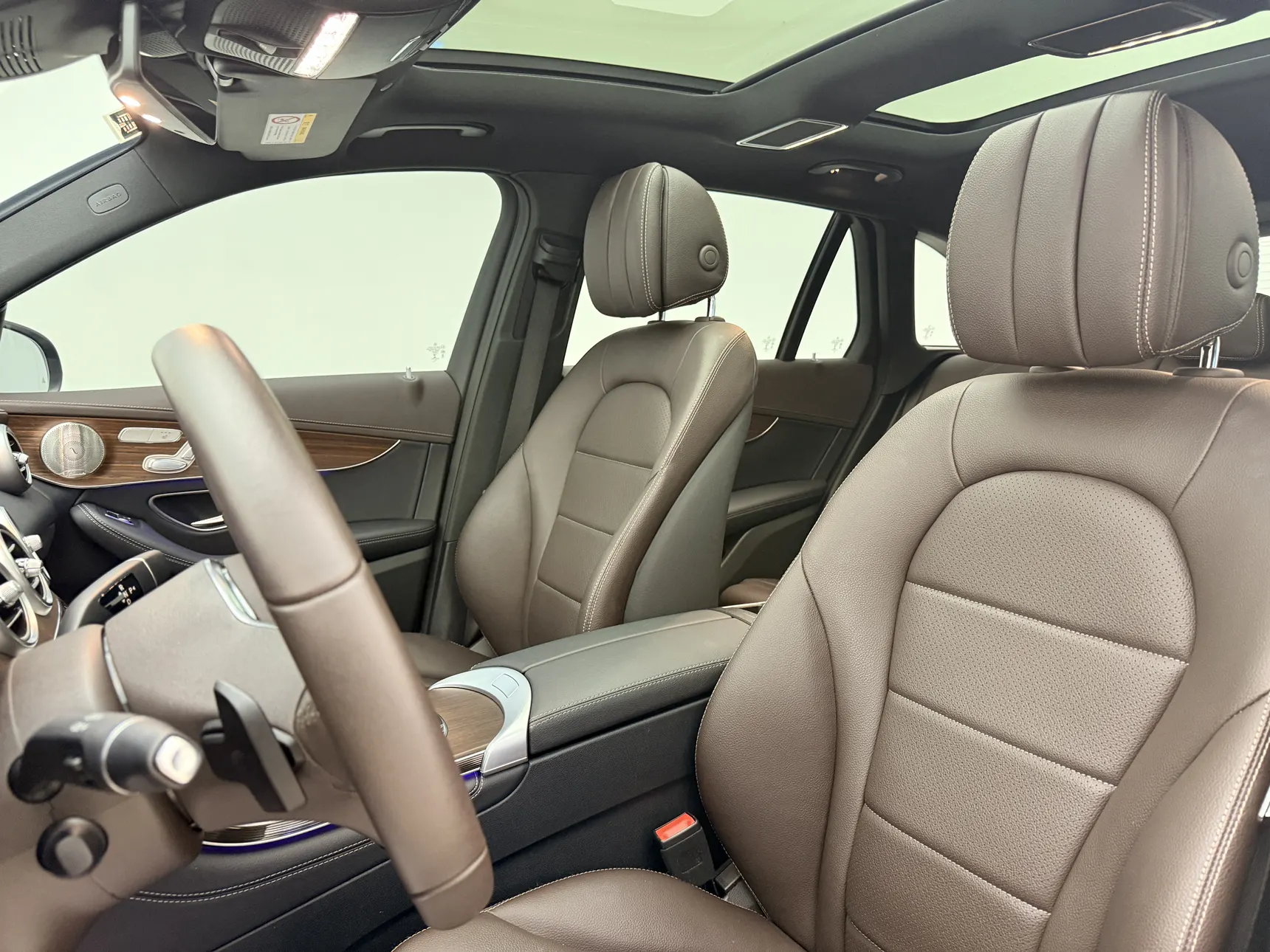 Mercedes-Benz GLC 300 L, 2021 11
