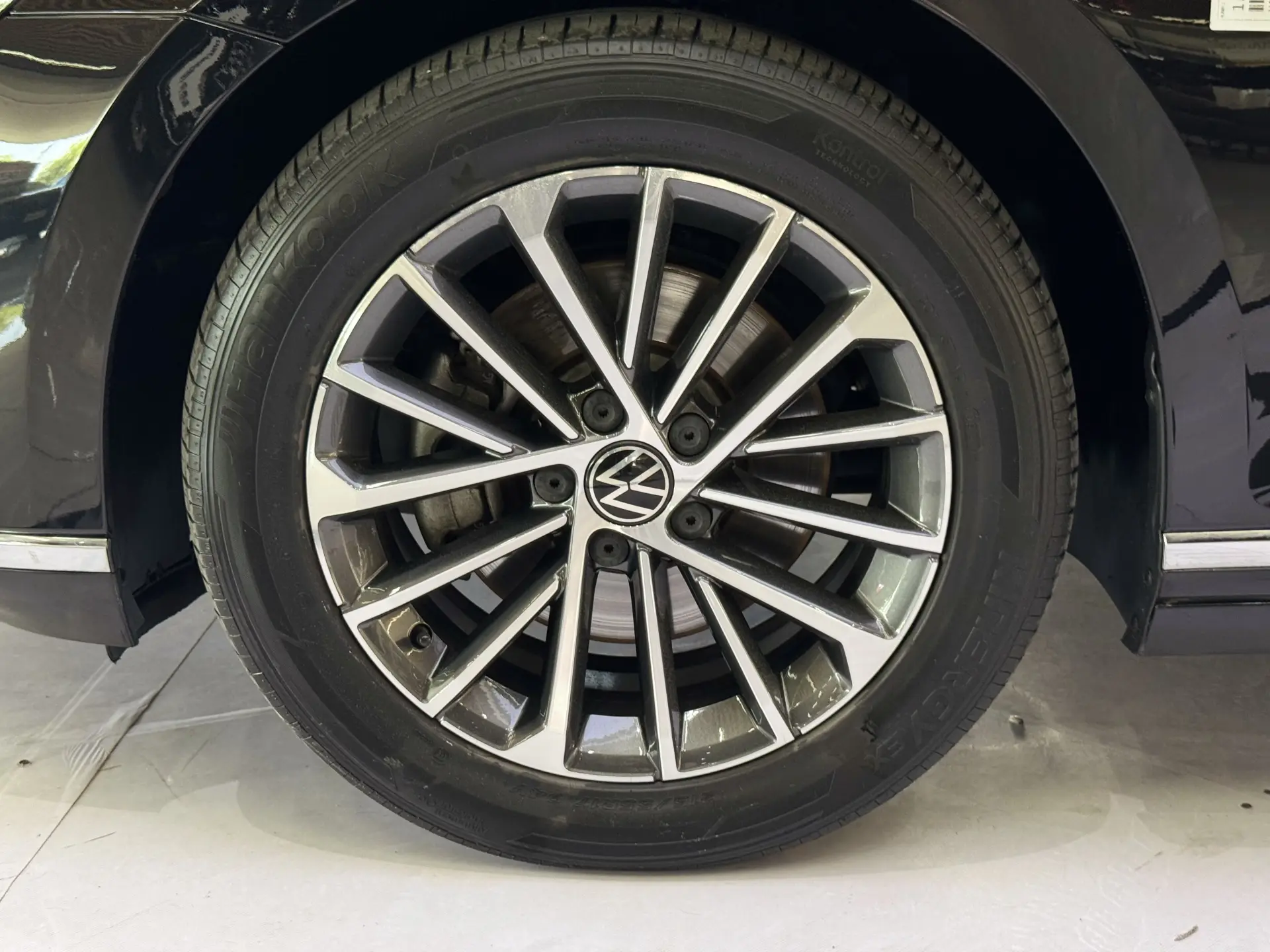 Volkswagen Magotan, 2021 11