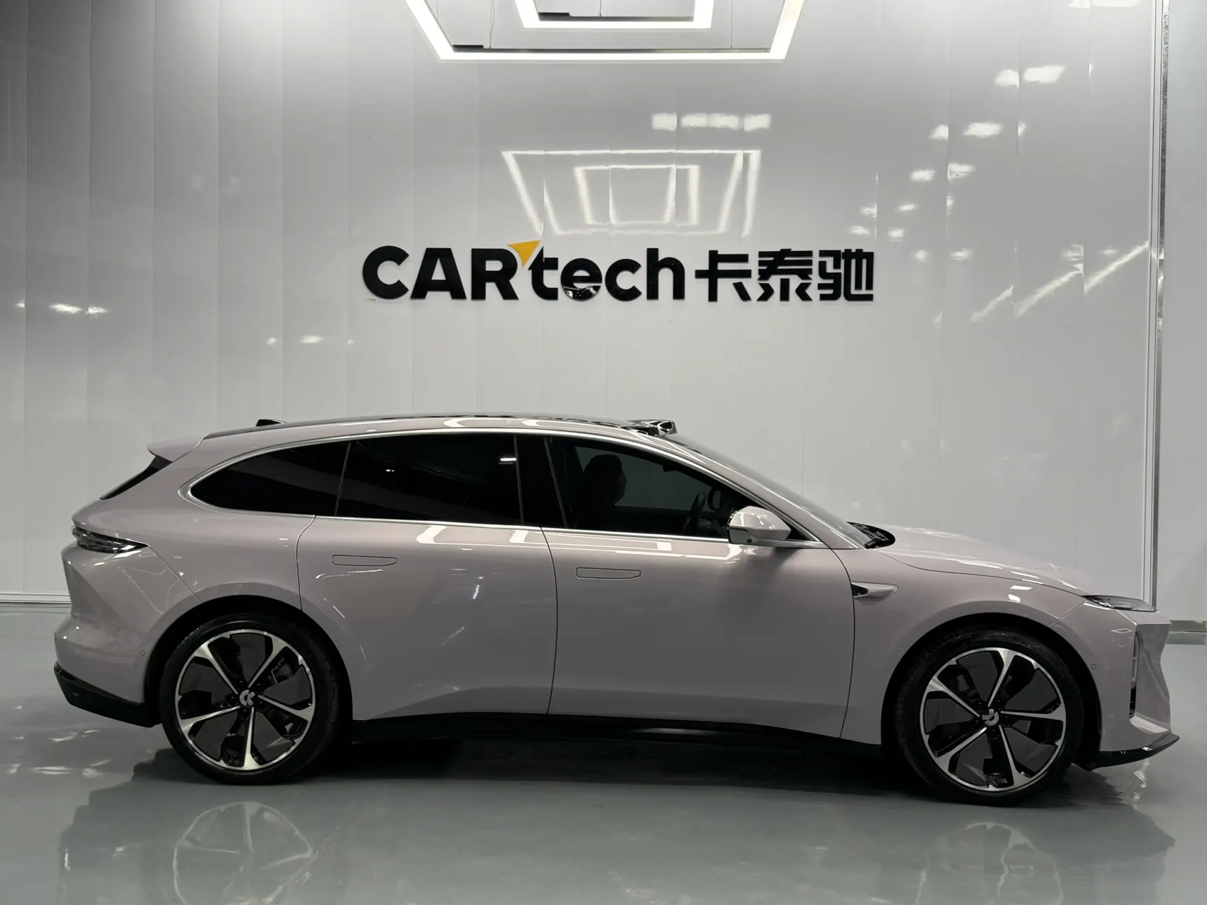 NIO ET5, 2025 4