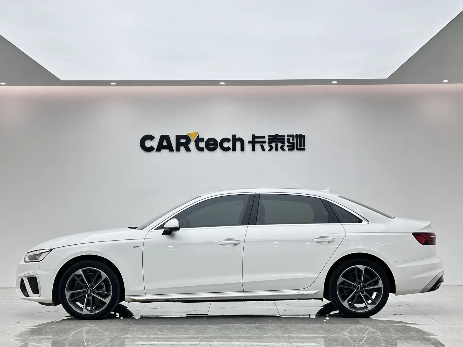 Audi A4L 40 TFSI, 2024 2