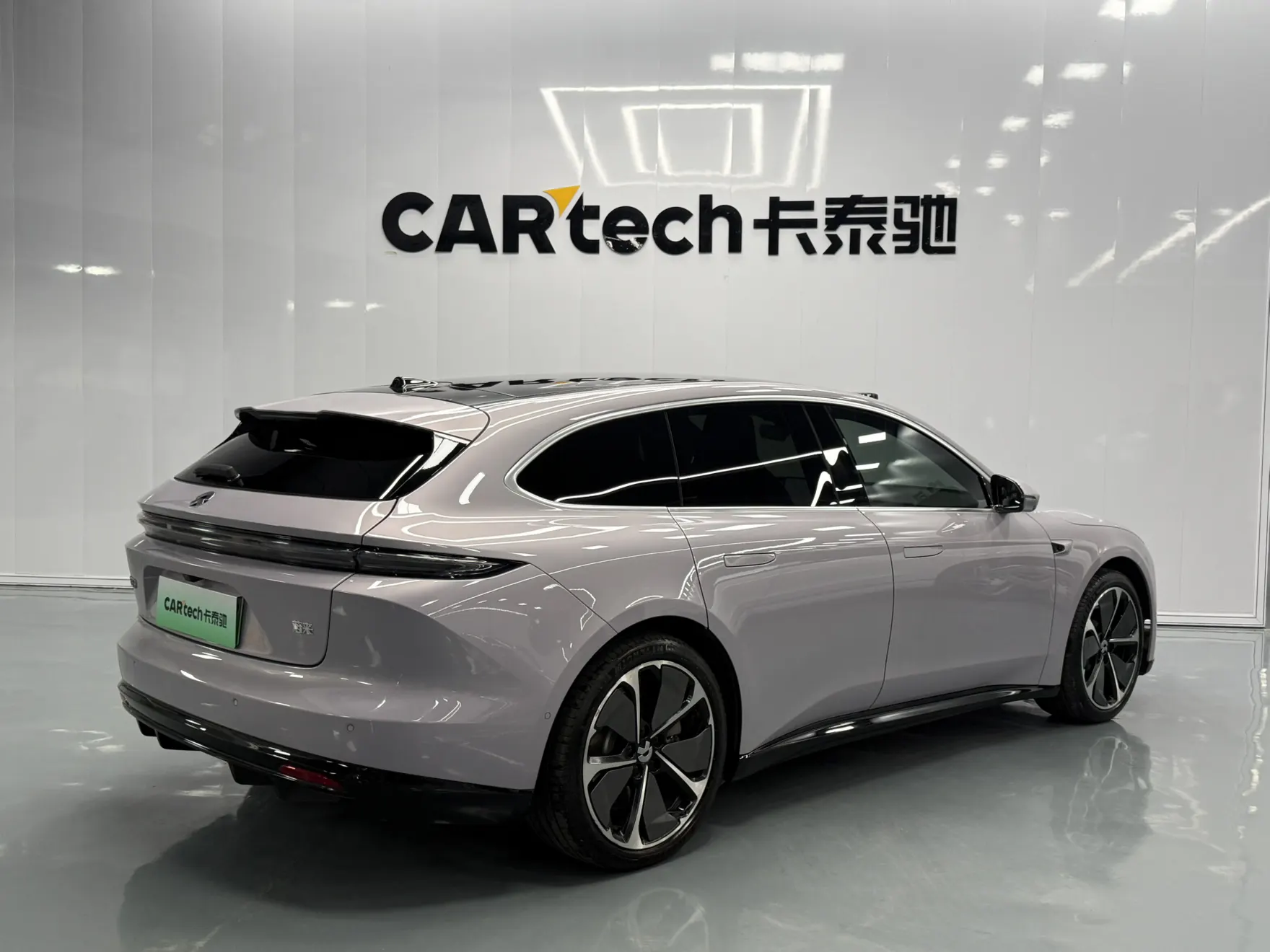 NIO ET5, 2025 все фото
