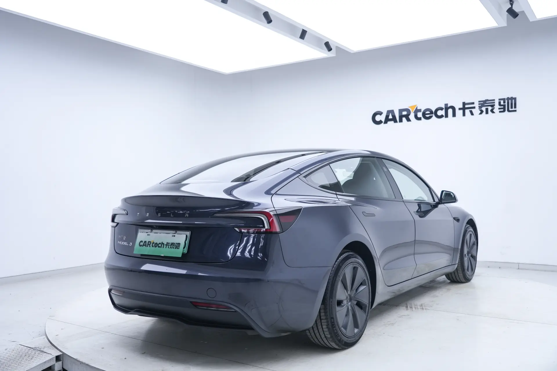 Tesla Model 3, 2024 все фото