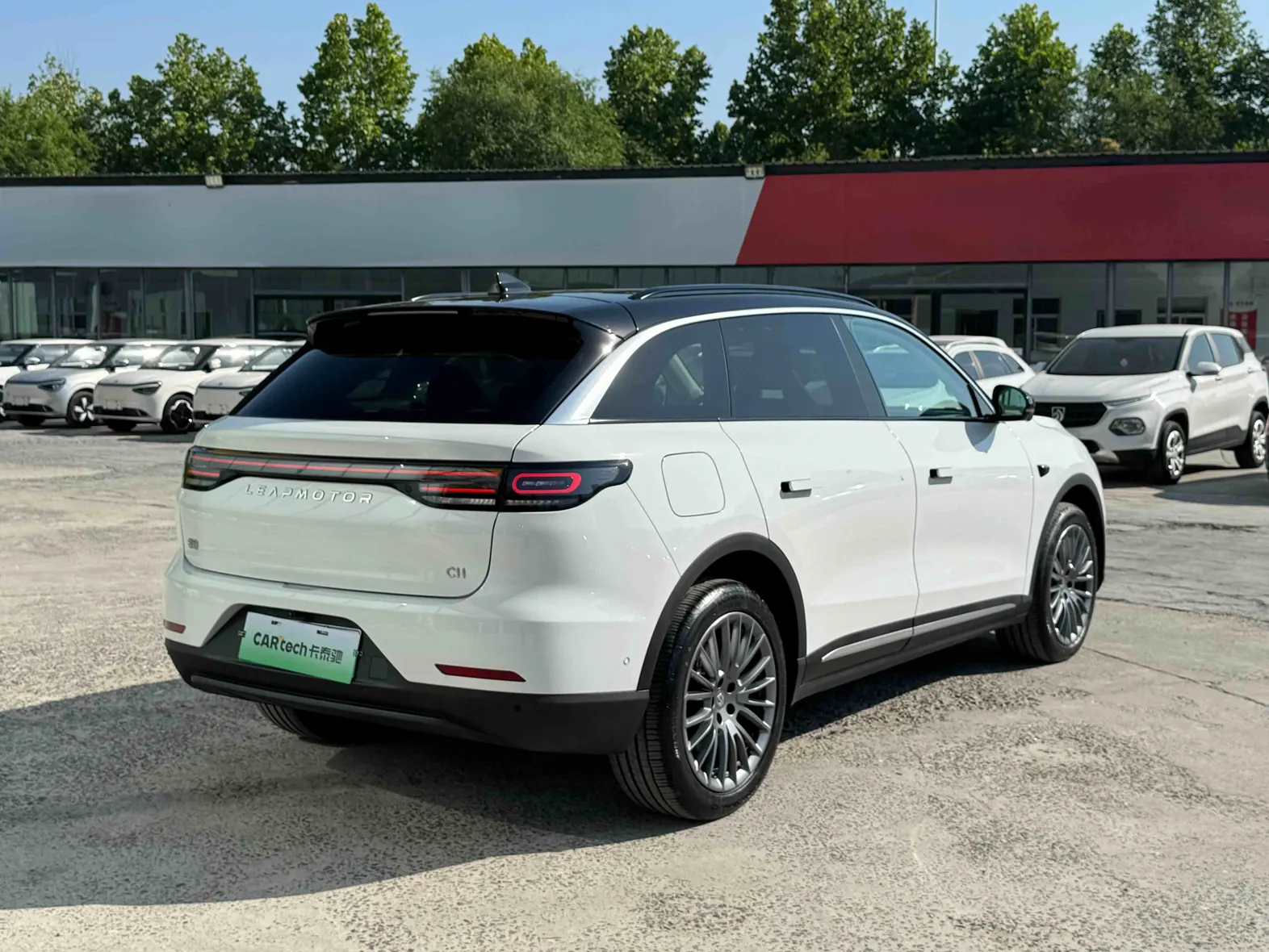 Leapmotor C11, 2026 все фото