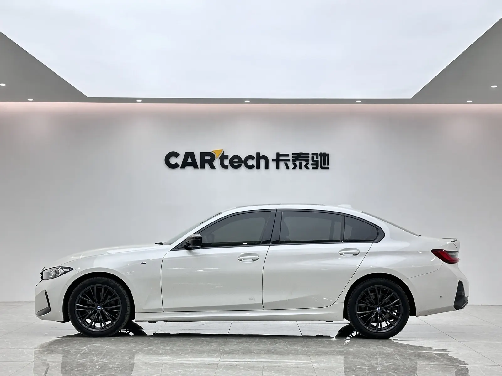 BMW 325Li, 2024 2