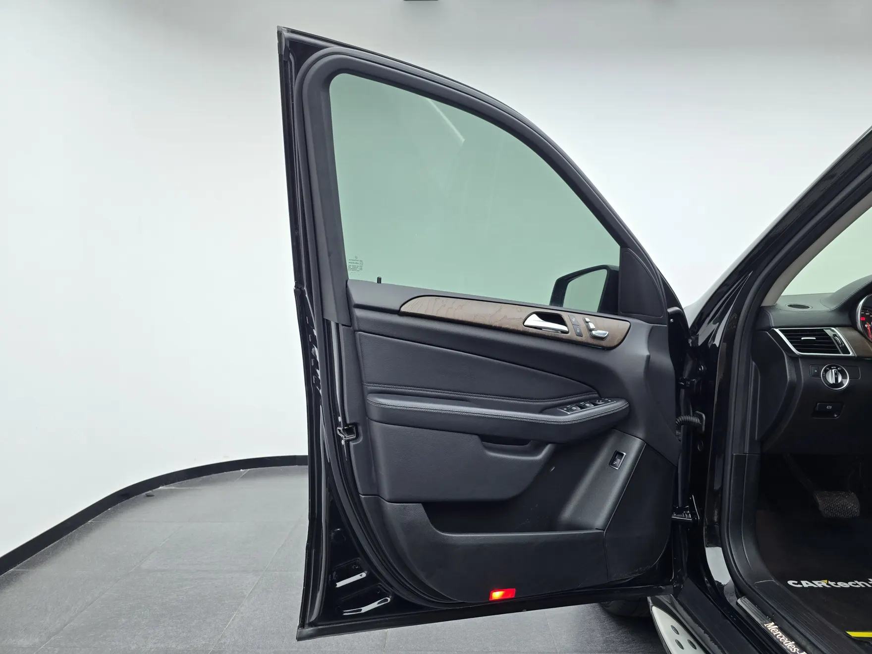 Mercedes-Benz GLE 320 4MATIC, 2018 13