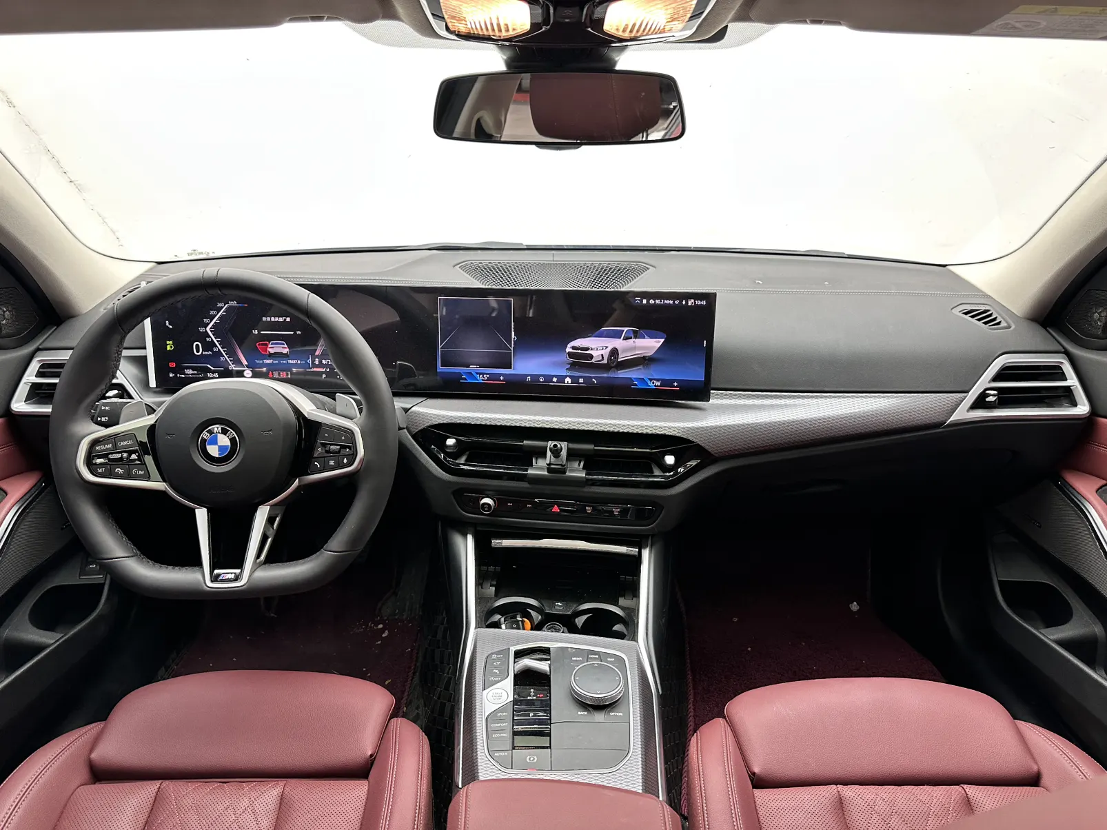BMW 330Li, 2025 10