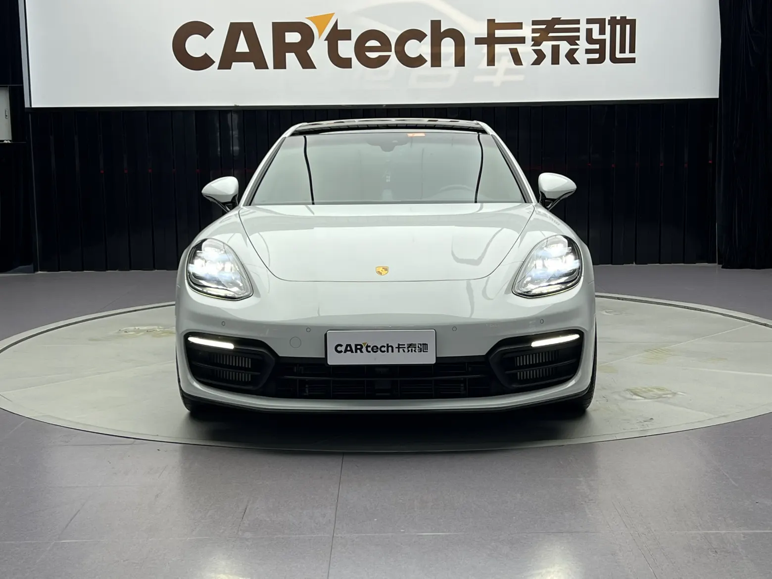 Porsche Panamera, 2021 3
