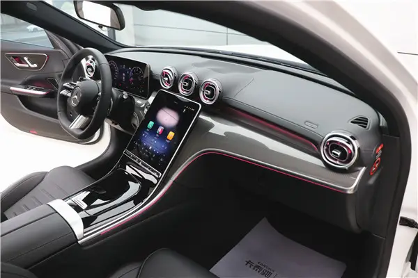 Mercedes-Benz C 260 L, 2025 19