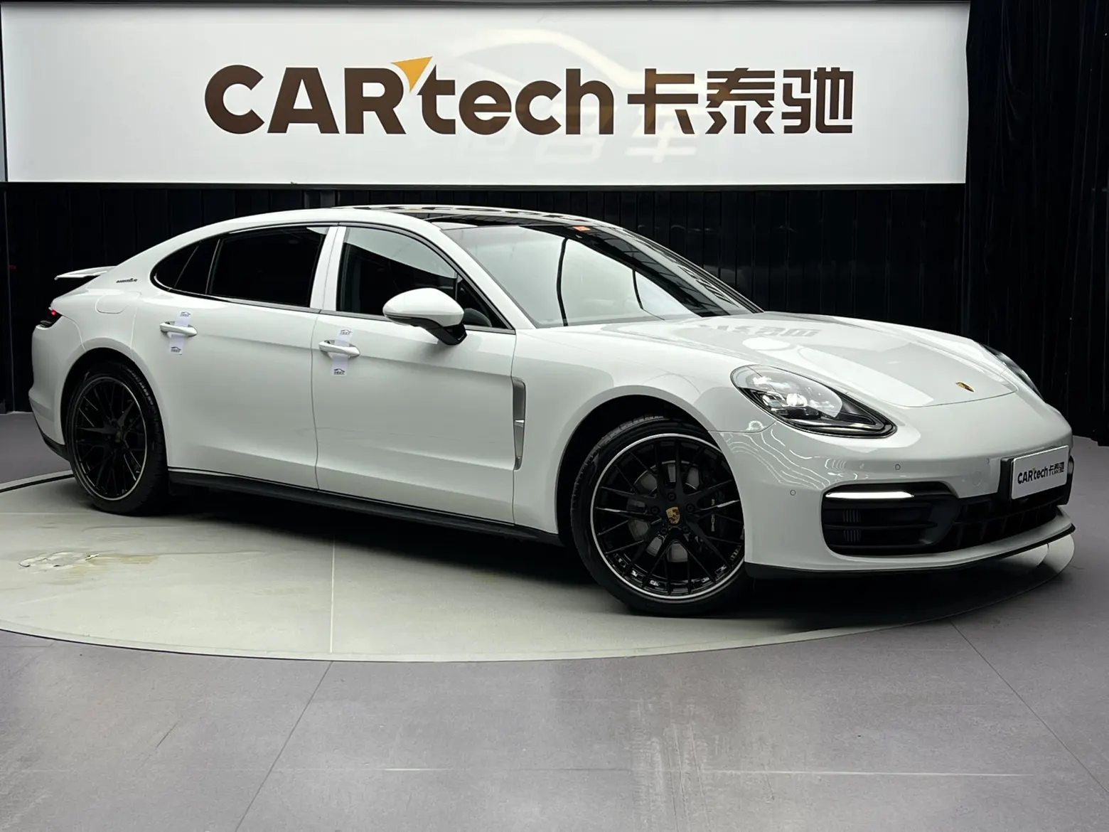 Porsche Panamera, 2021 11