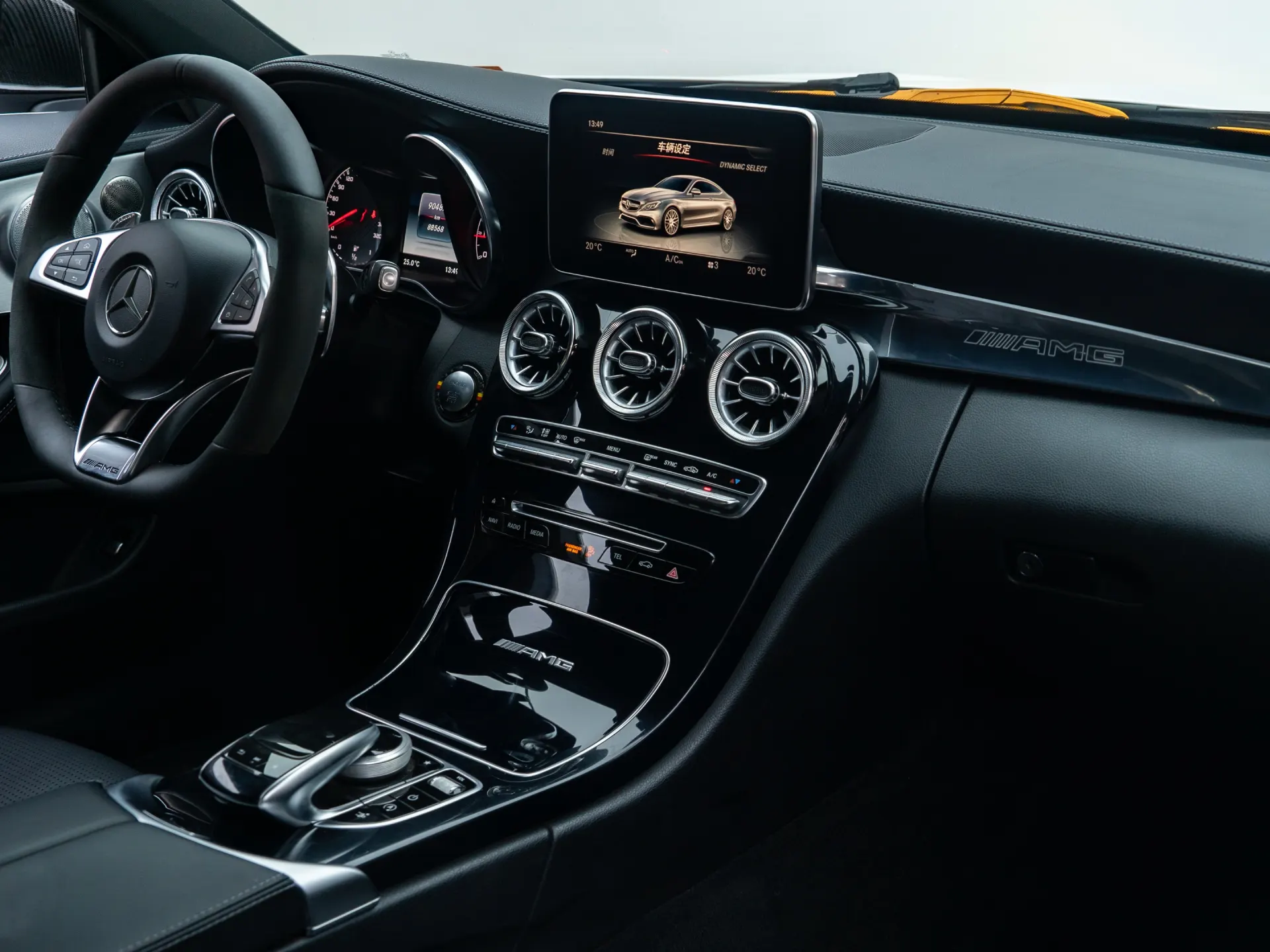 Mercedes-Benz C 63, 2019 18