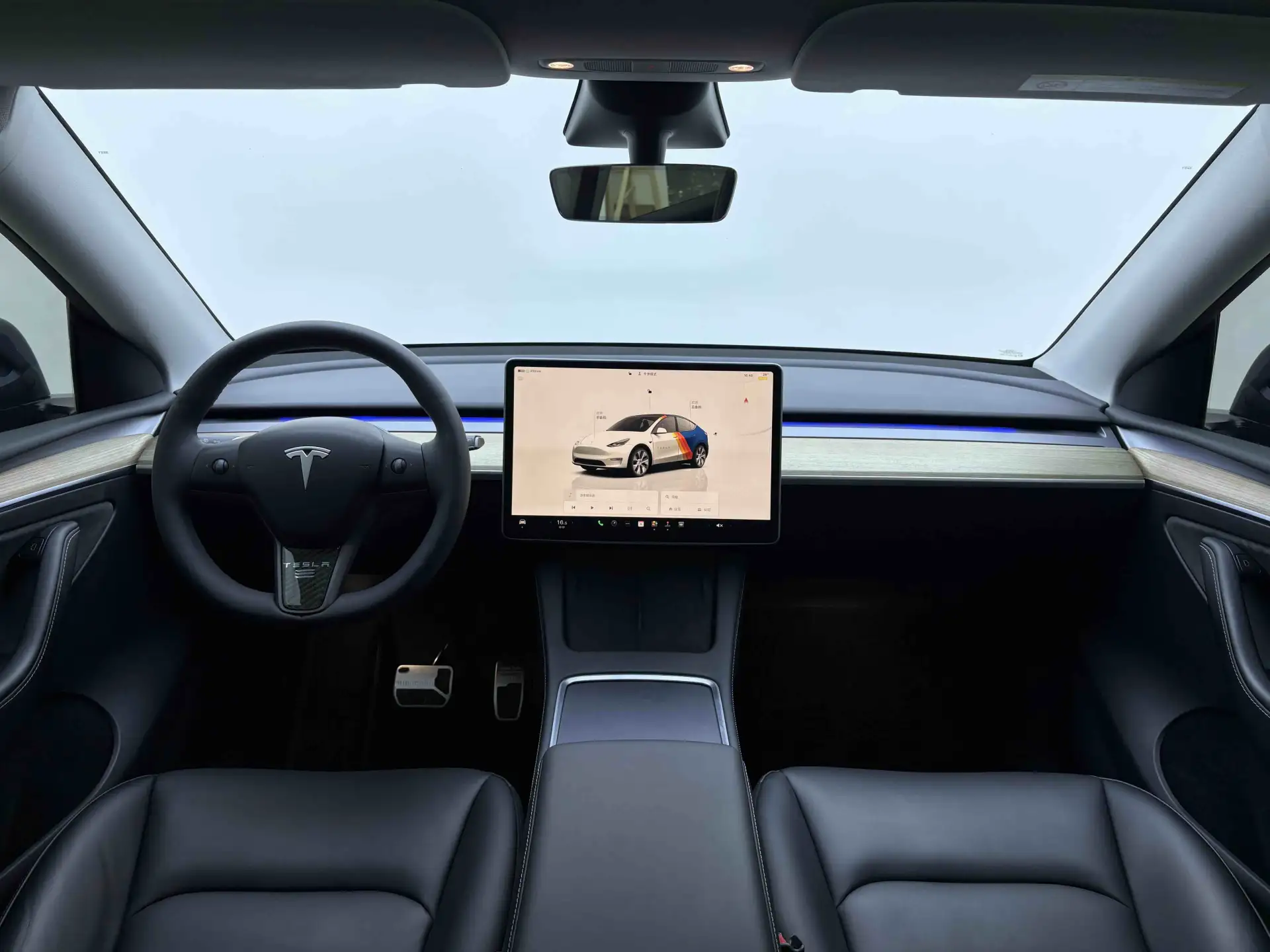 Tesla Model Y, 2023 9