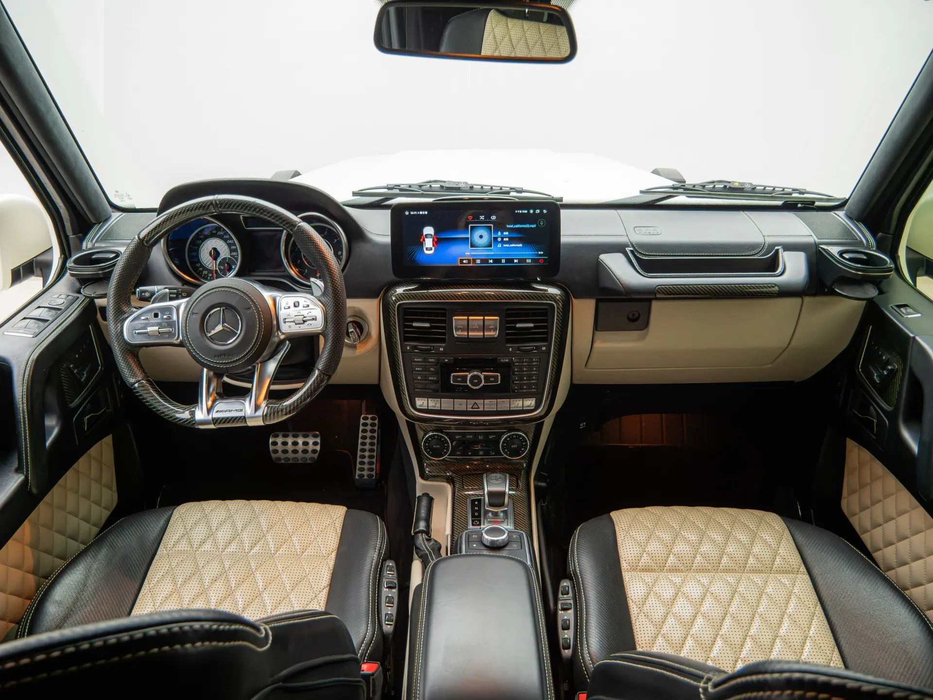 Mercedes-Benz G 63, 2016 15
