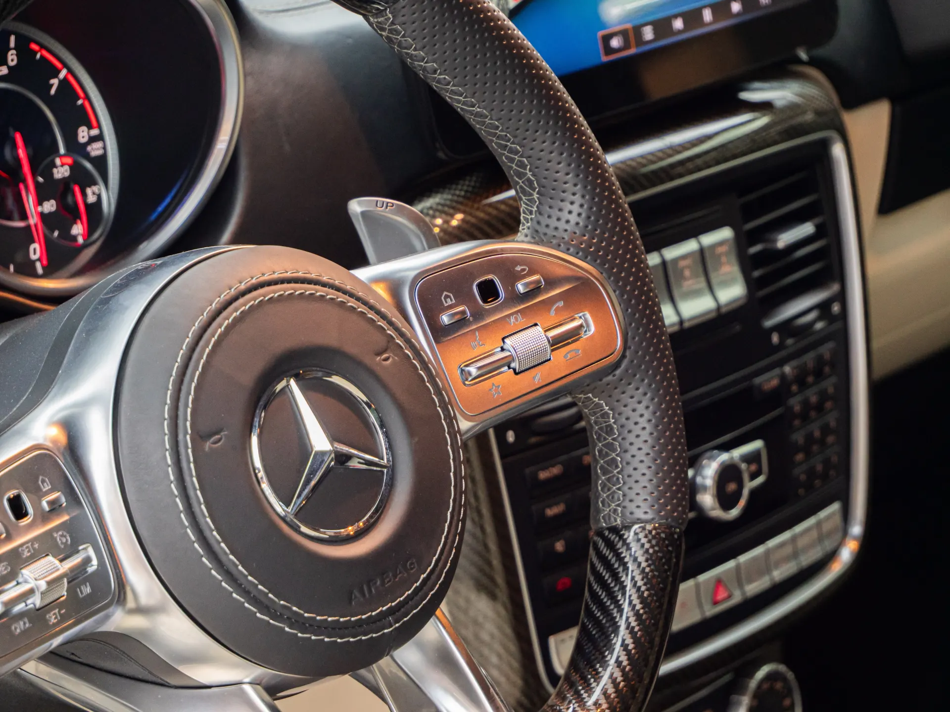 Mercedes-Benz G 63, 2016 24