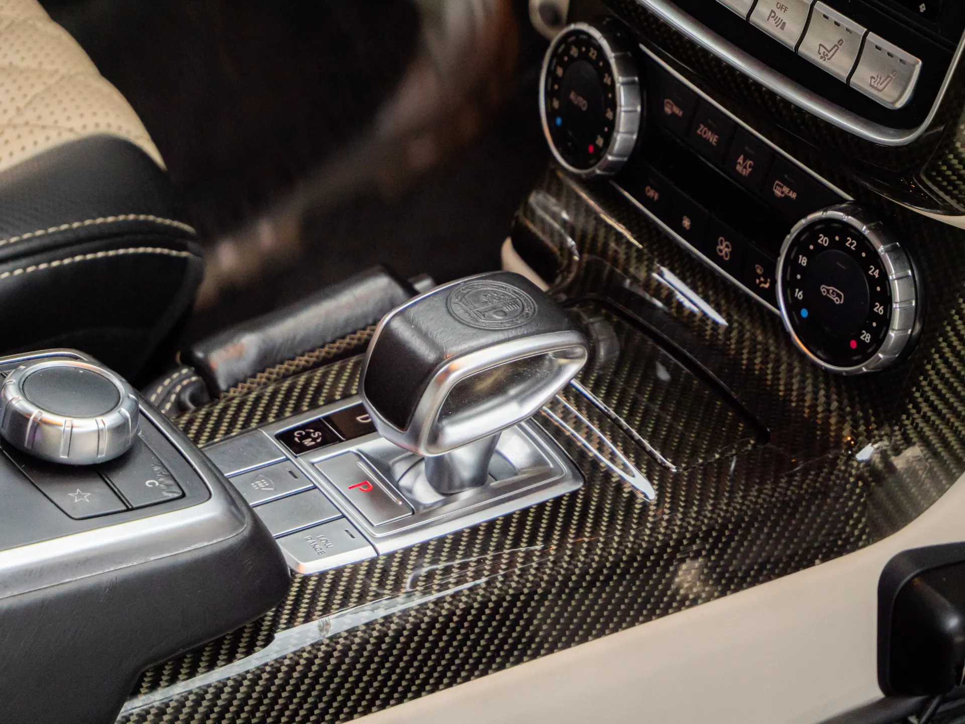 Mercedes-Benz G 63, 2016 21