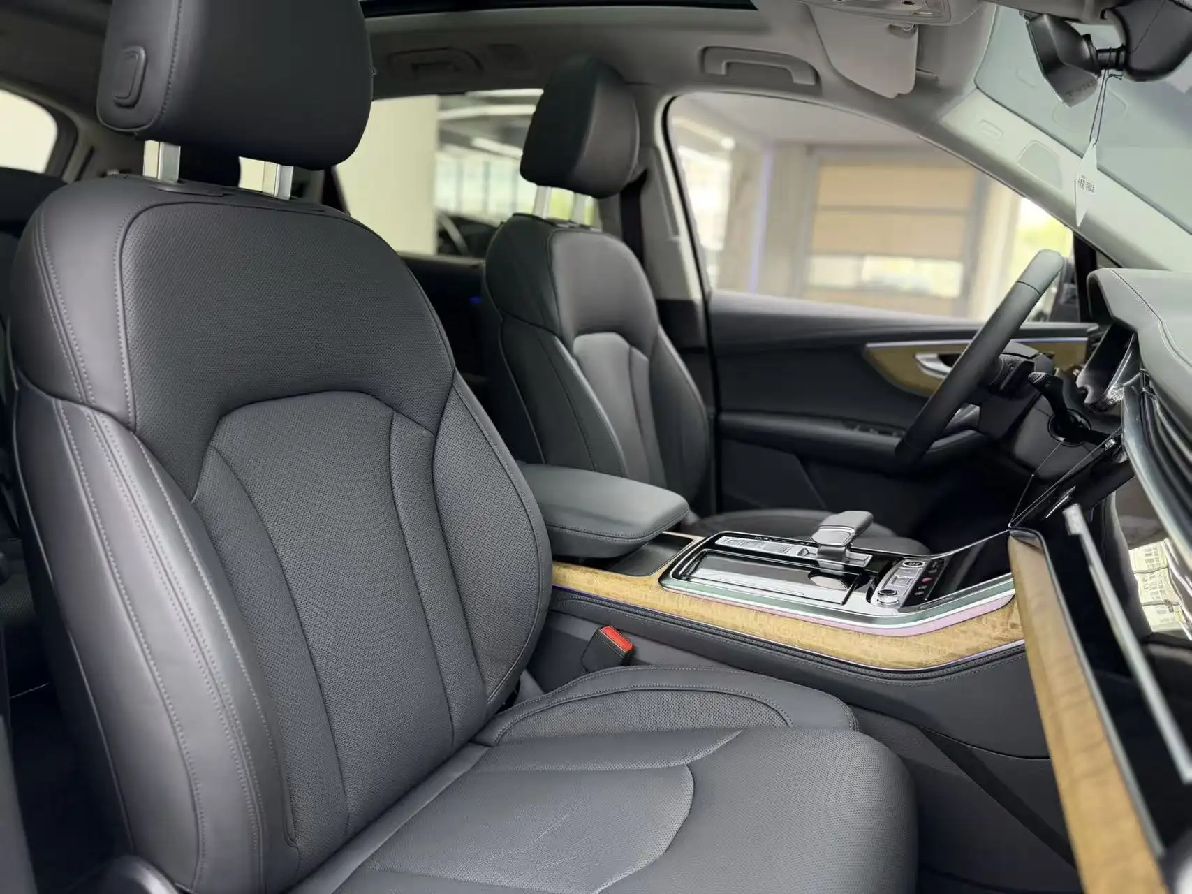 Audi Q7 55 TFSI, 2024 9