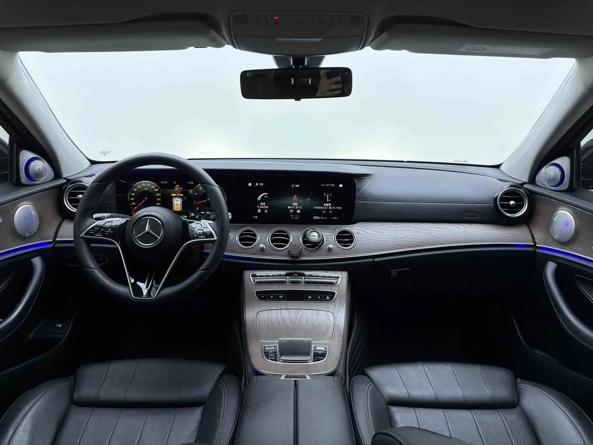 Mercedes-Benz E 260 L, 2021 8