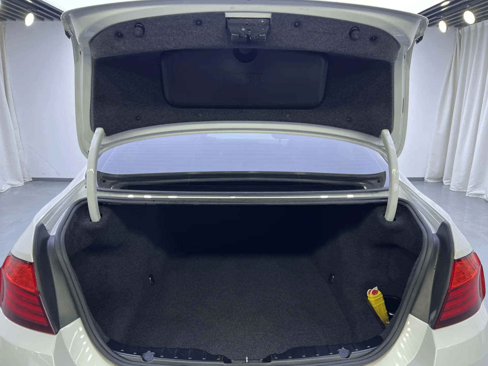 BMW 520i, 2015 3
