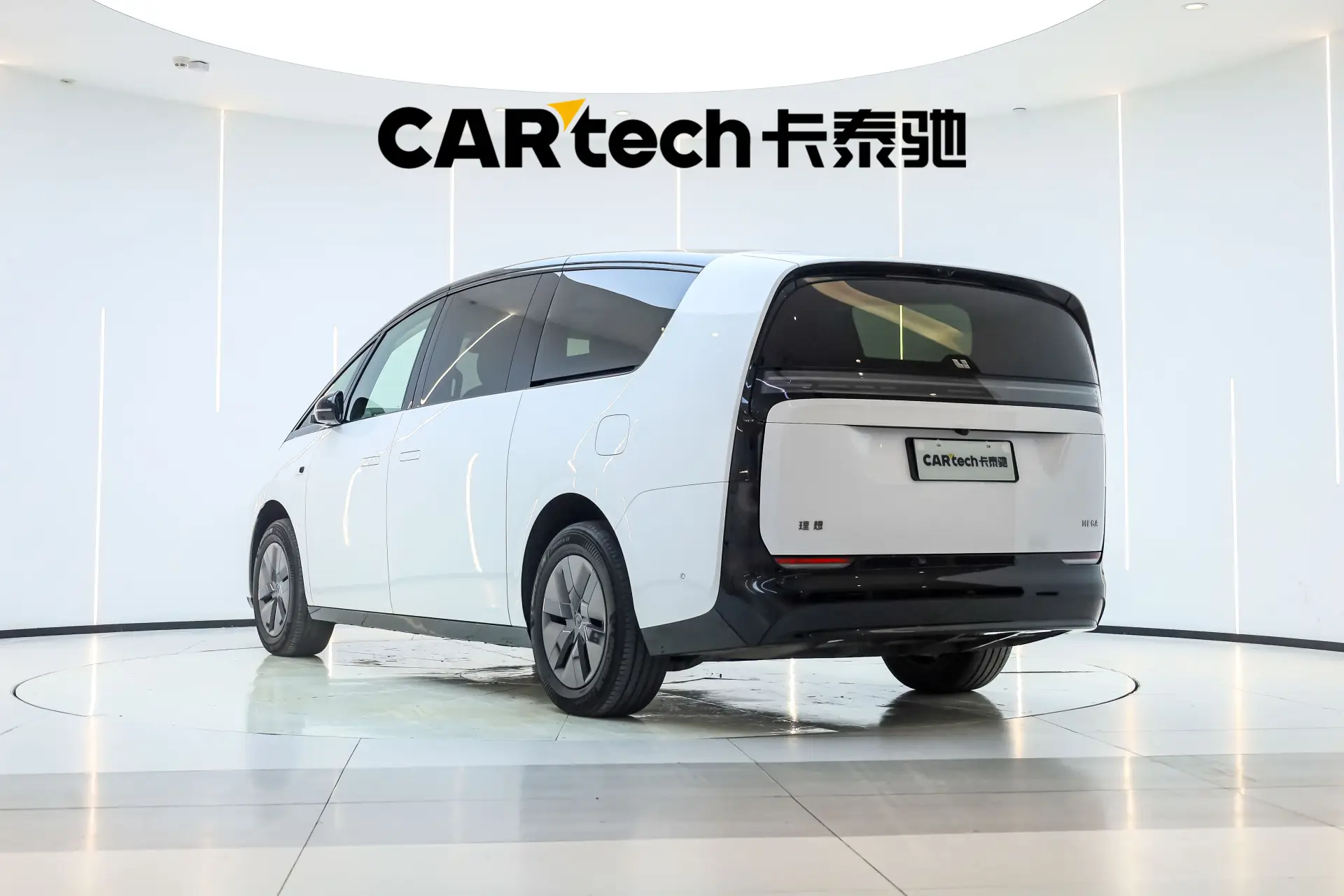 Li Auto MEGA, 2025 7