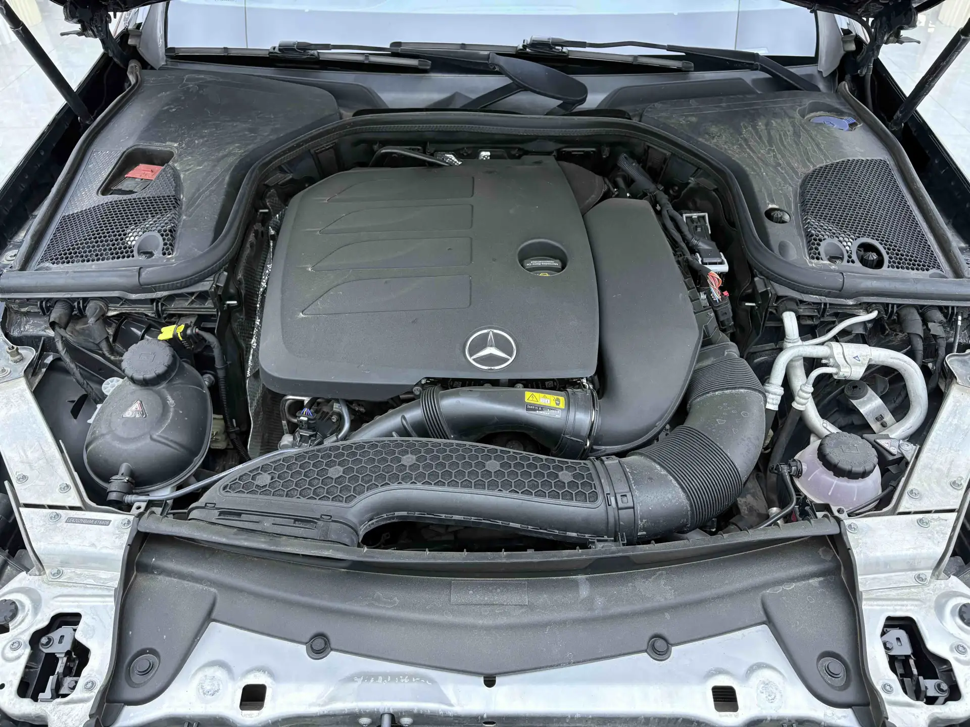 Mercedes-Benz E 260 L, 2021 20