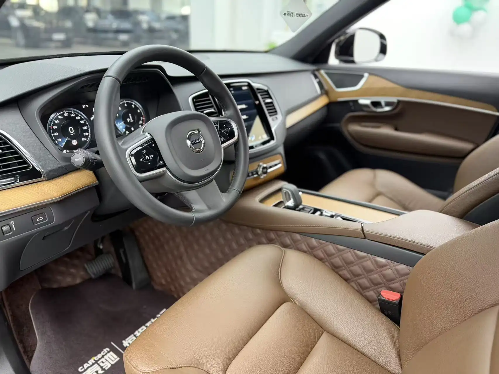 Volvo XC90, 2022 все фото