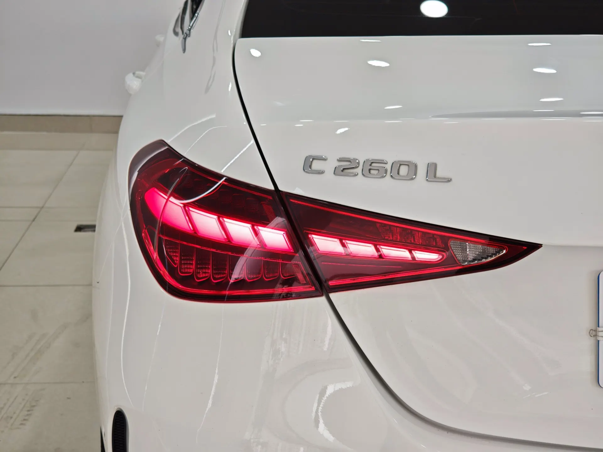 Mercedes-Benz C 260 L, 2024 8