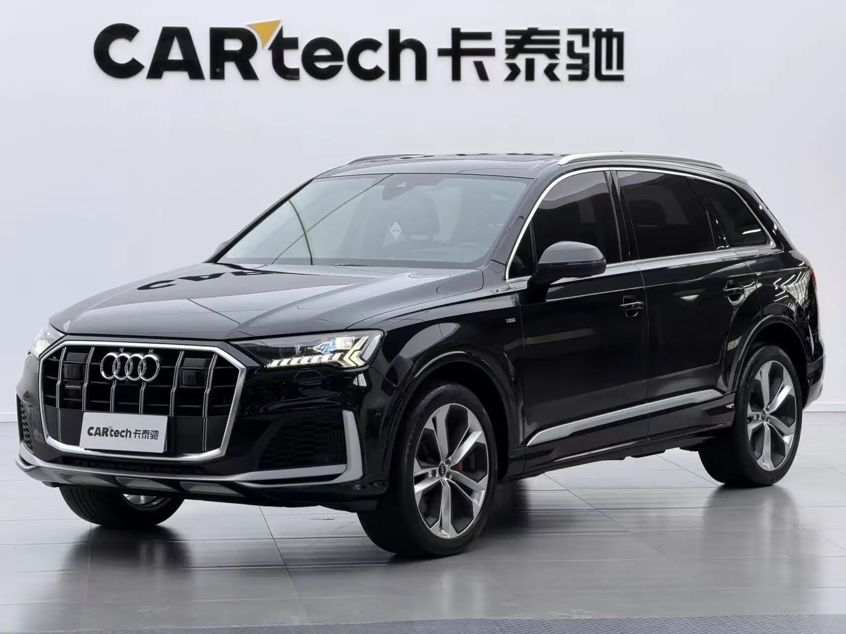 Audi Q7 55 TFSI, 2024 все фото