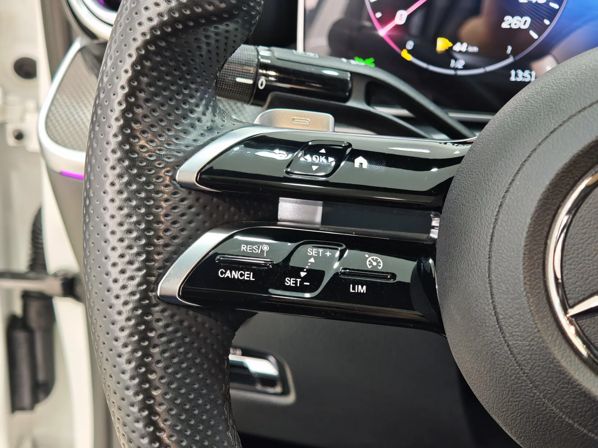 Mercedes-Benz C 260 L, 2024 12