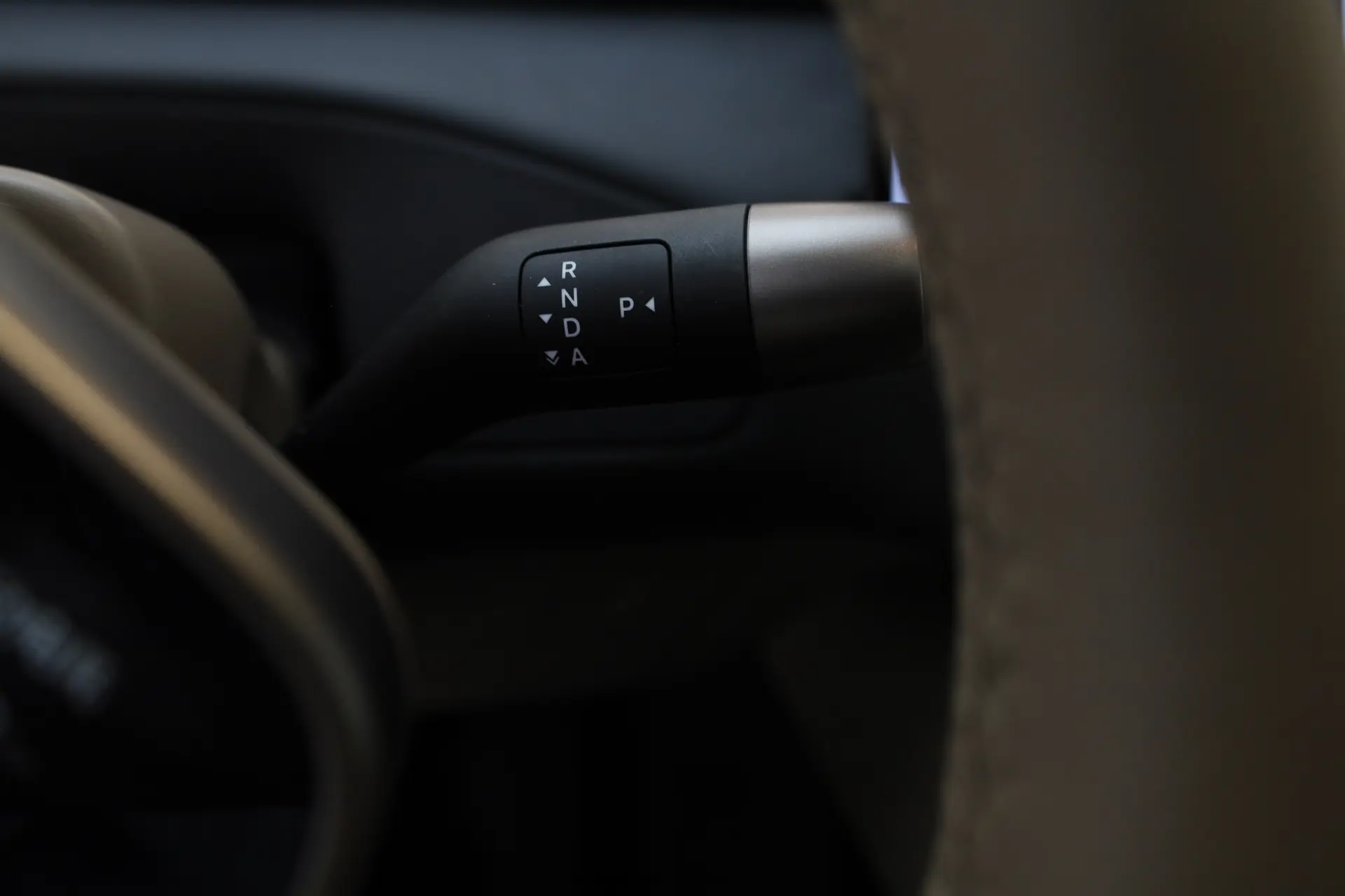 Li Auto MEGA, 2025 23
