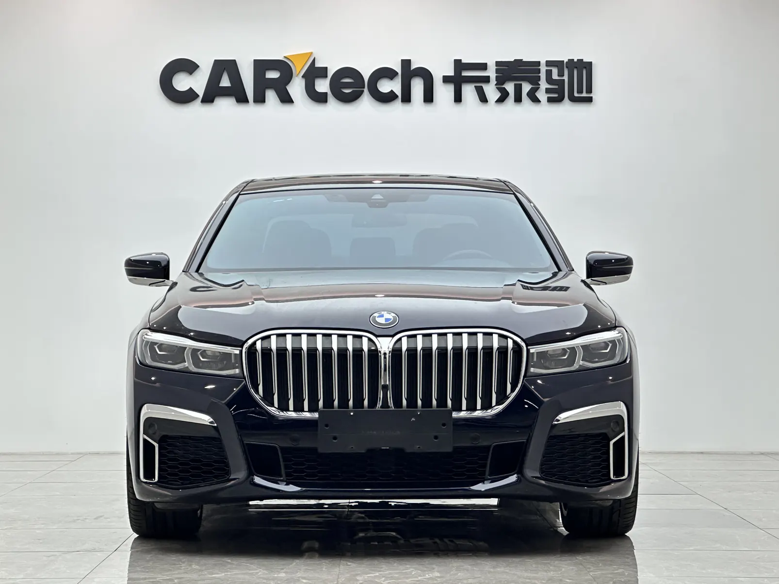 BMW 740Li, 2022 7