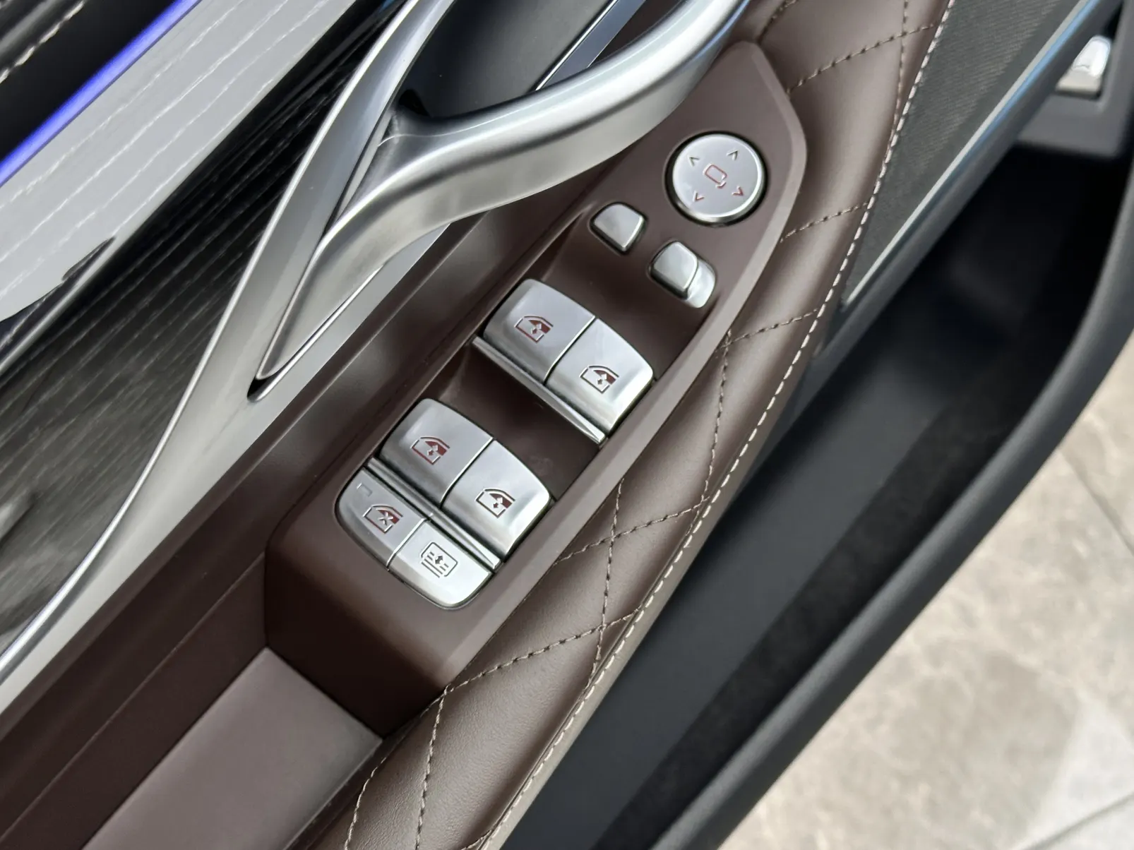 BMW 740Li, 2022 16