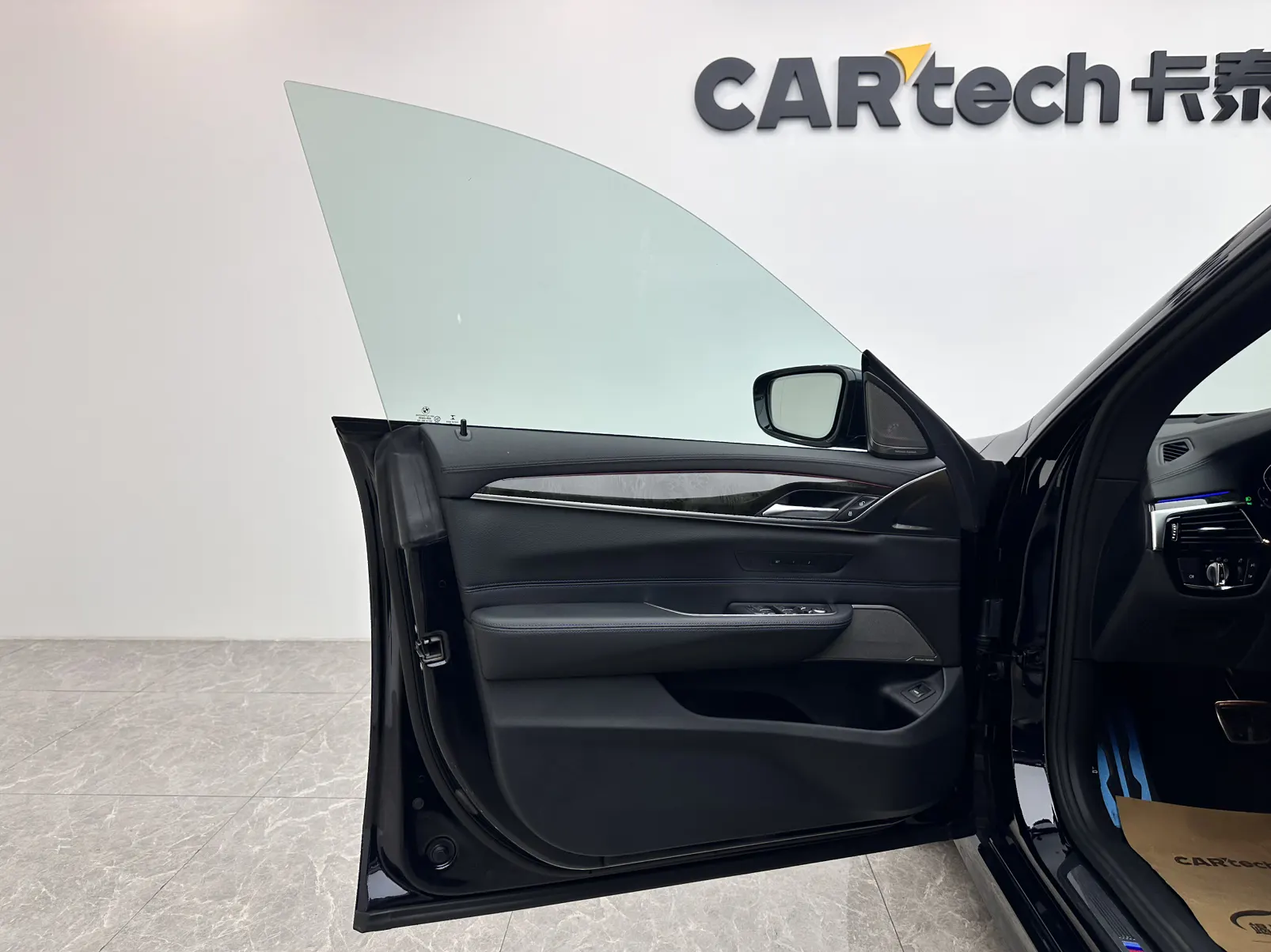 BMW 6GT, 2021 16